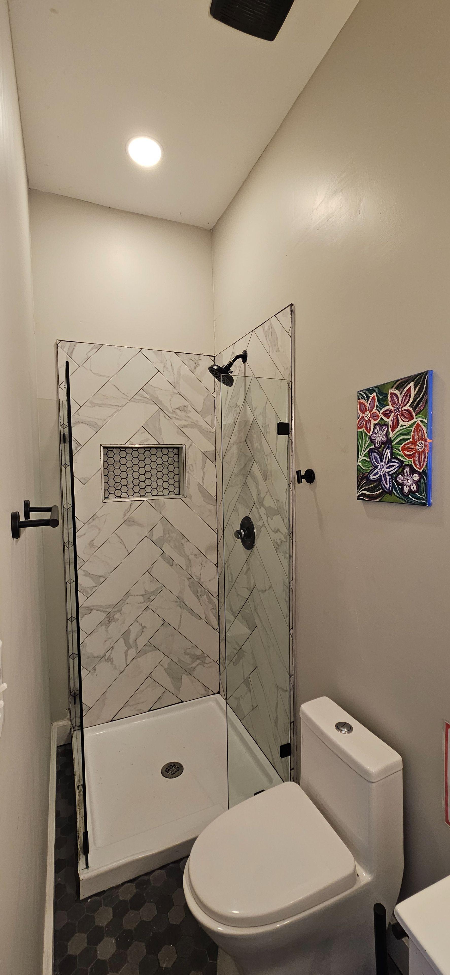 This is a private en suite designated for room with letter "E"