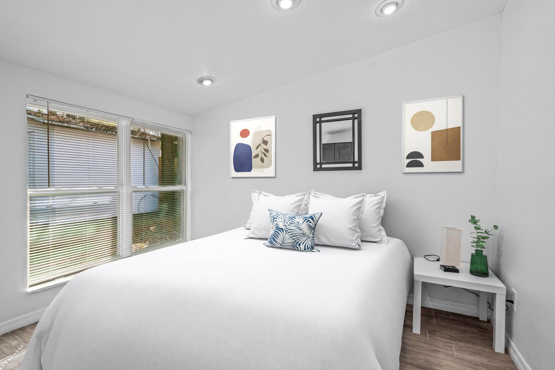 bedroom, detected:bed, window blind