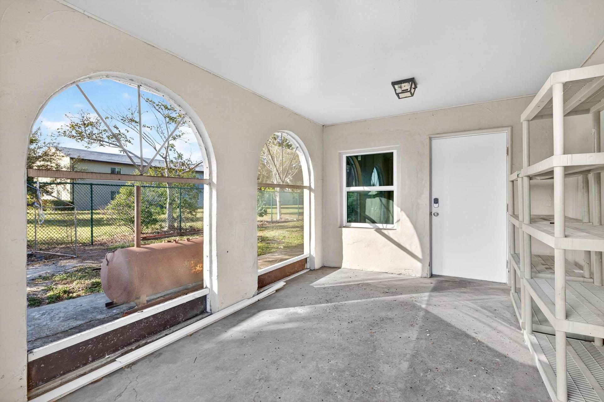 Private, Covered Patio - Perfect for Enjoying Florida's Warm Weather