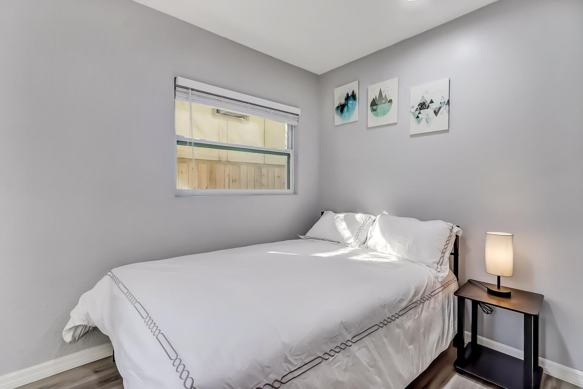 bedroom, detected:bed