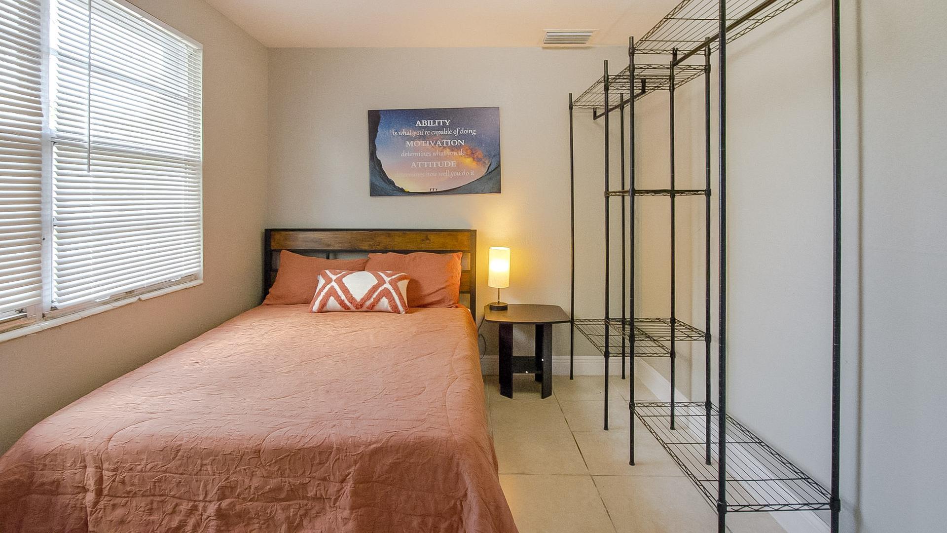 bedroom, detected:window blind, bed