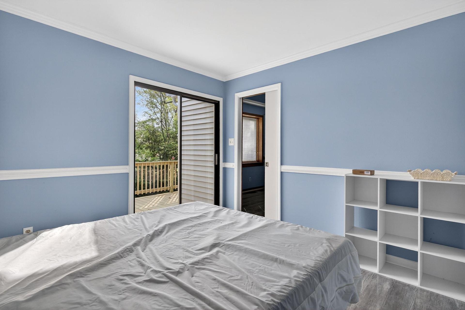 Plenty of natural light and private entry to back deck