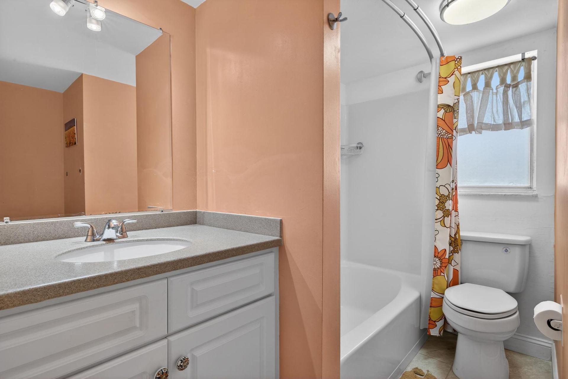 Bathtub / Shower Combo