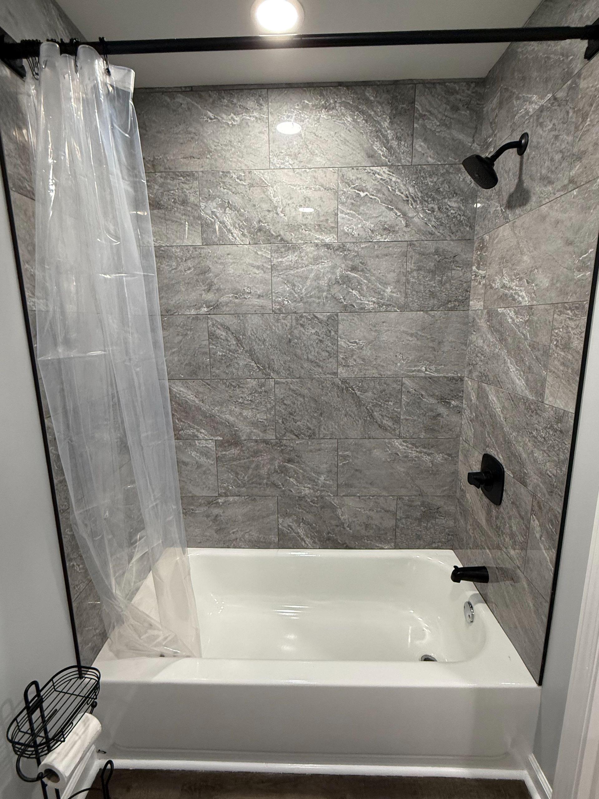 Quartz and Marble tiling with Tub/Shower