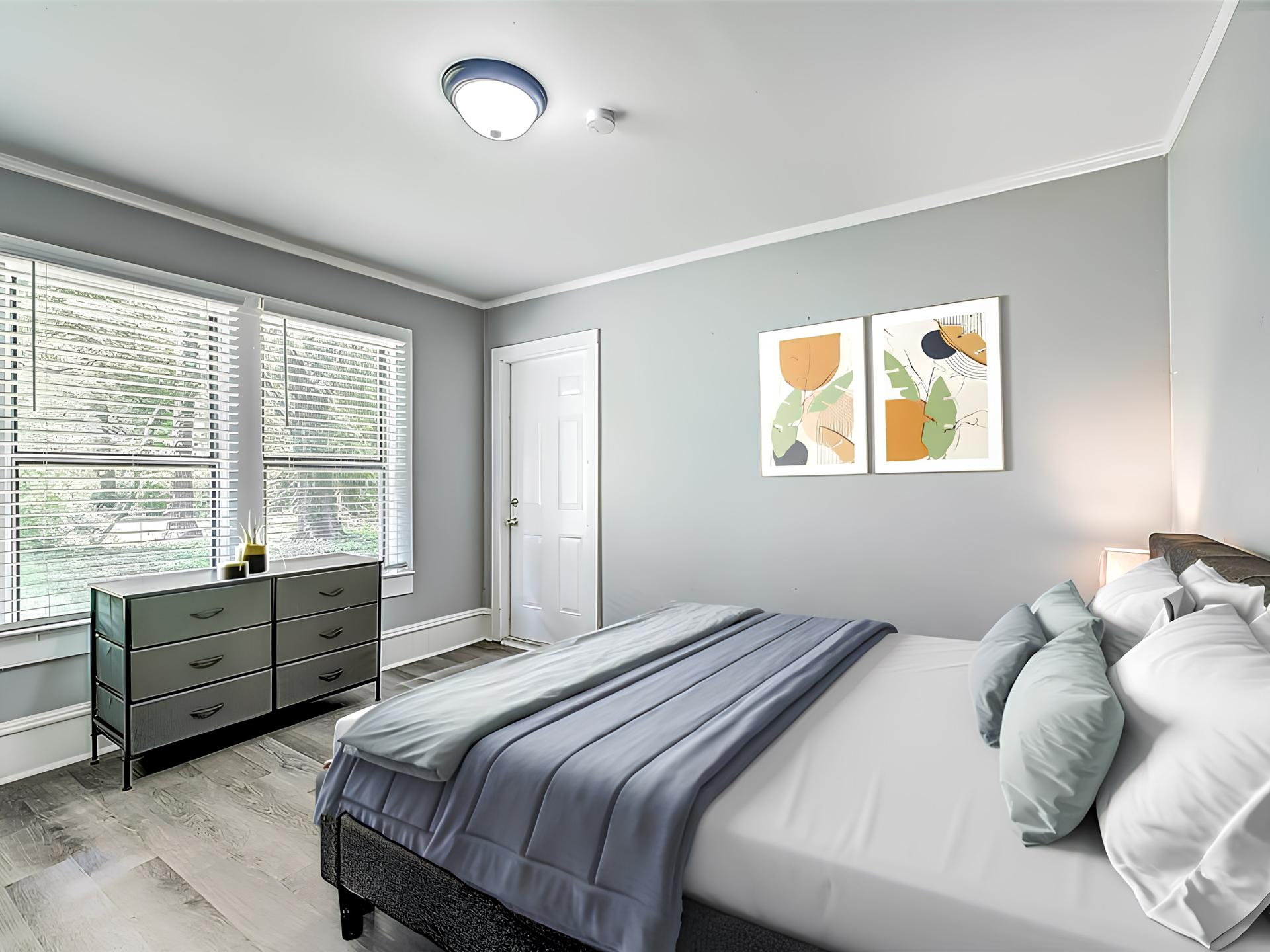 bedroom, detected:bed, window blind