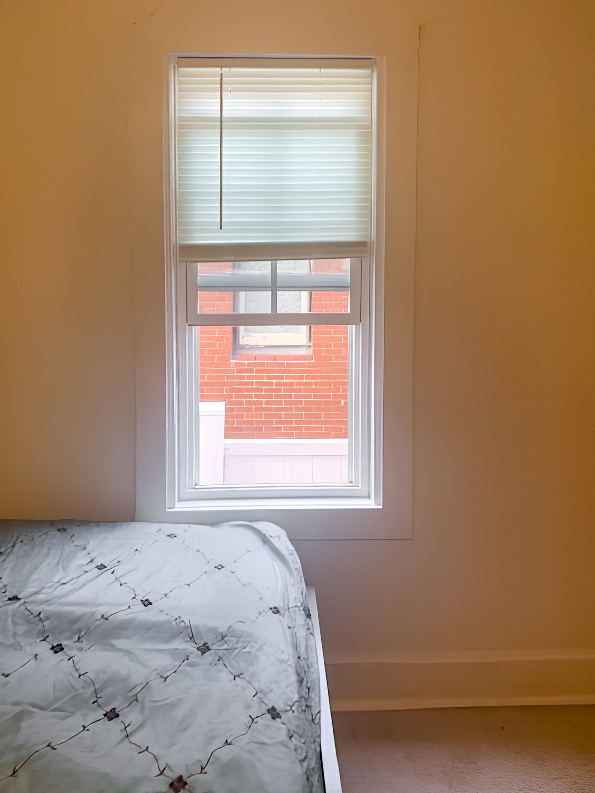 bedroom, detected:window blind, bed
