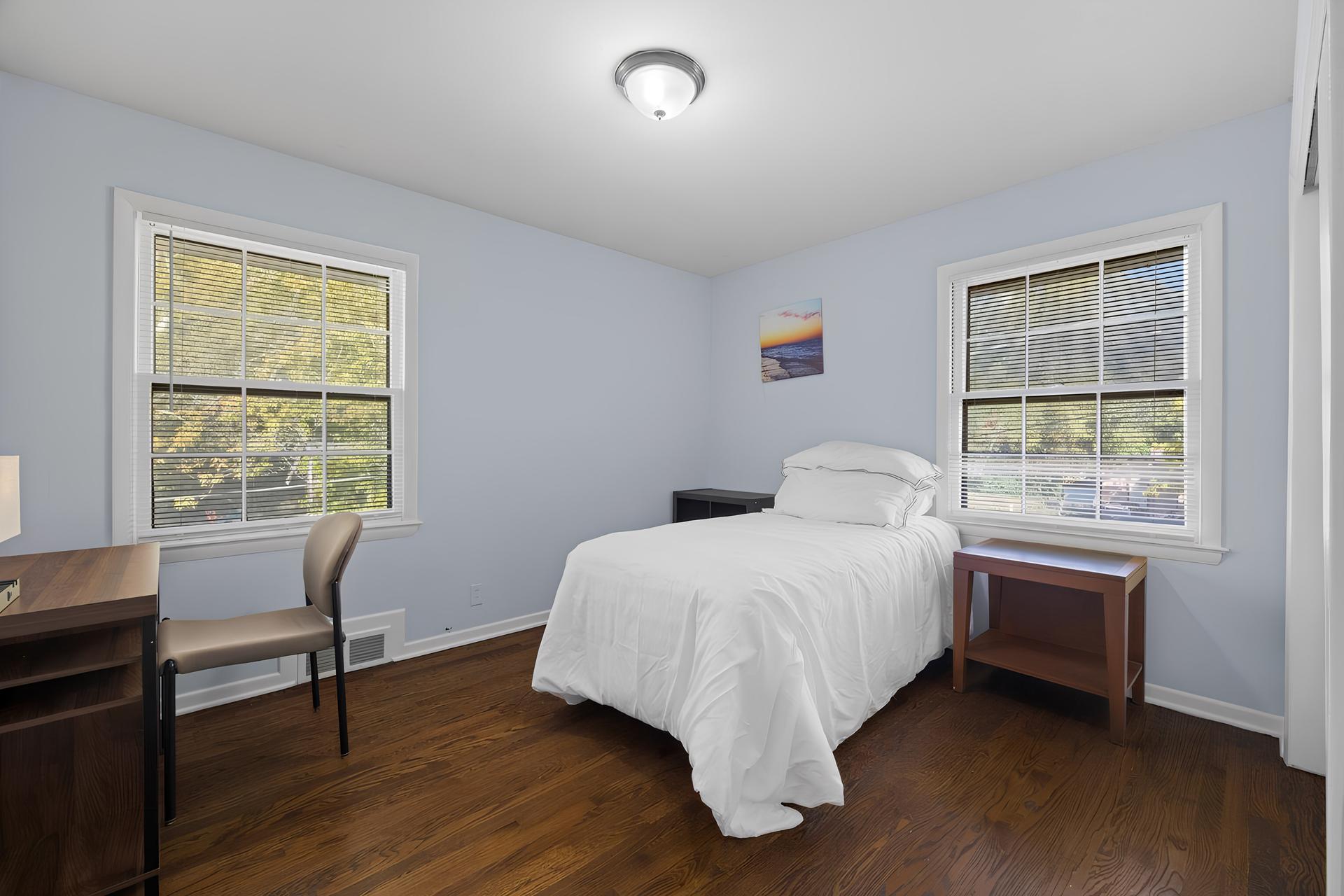 bedroom, detected:window blind