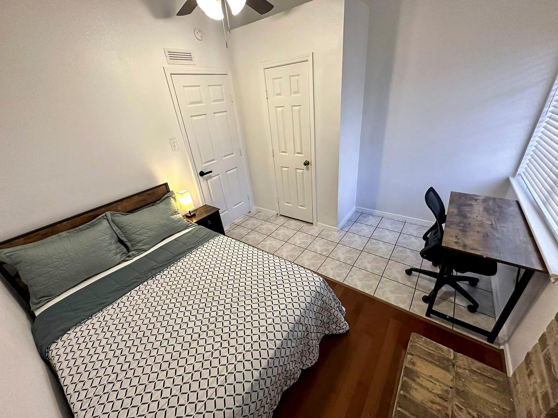 bedroom, detected:bed, window blind