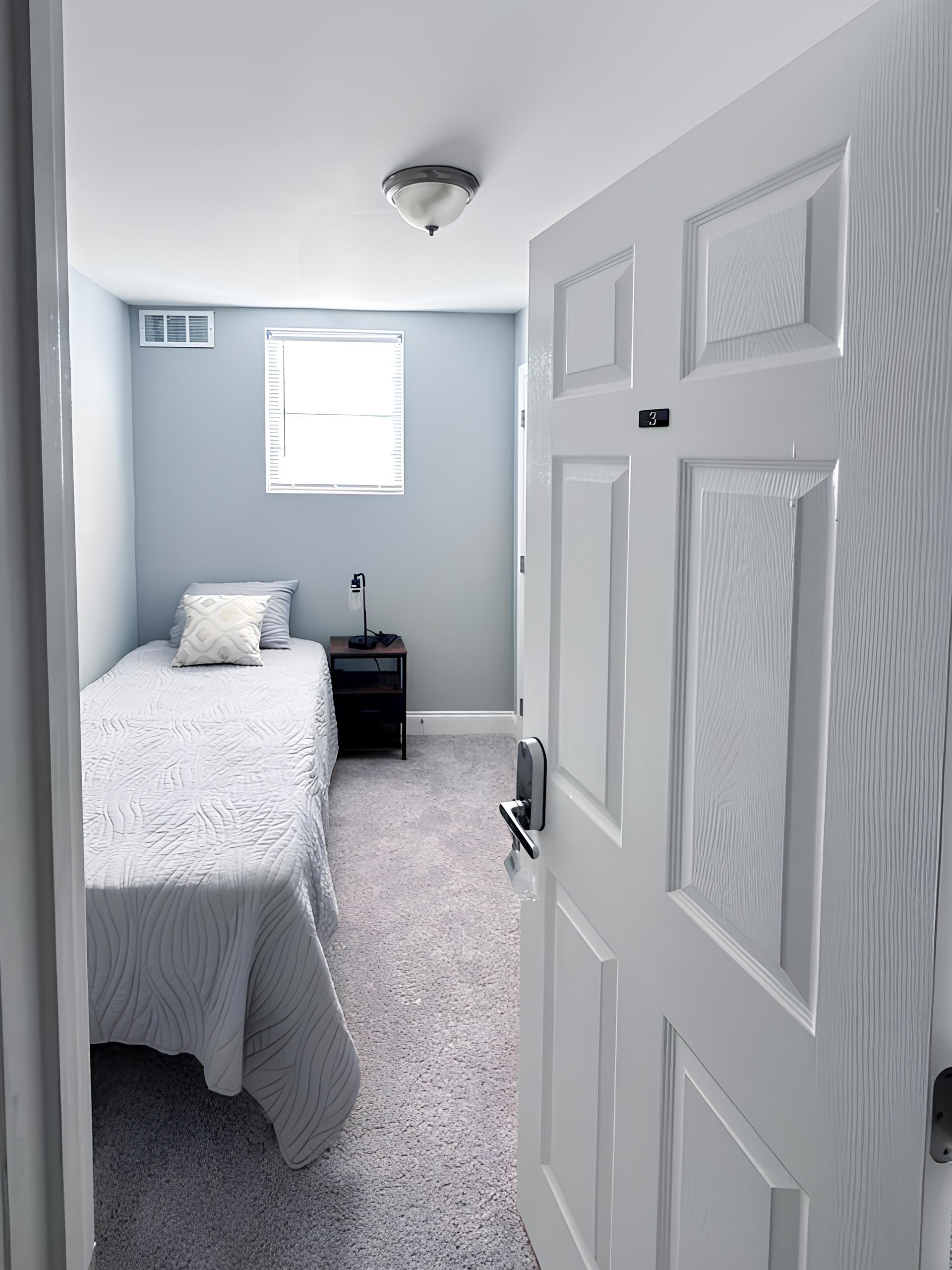 bedroom, detected:bed