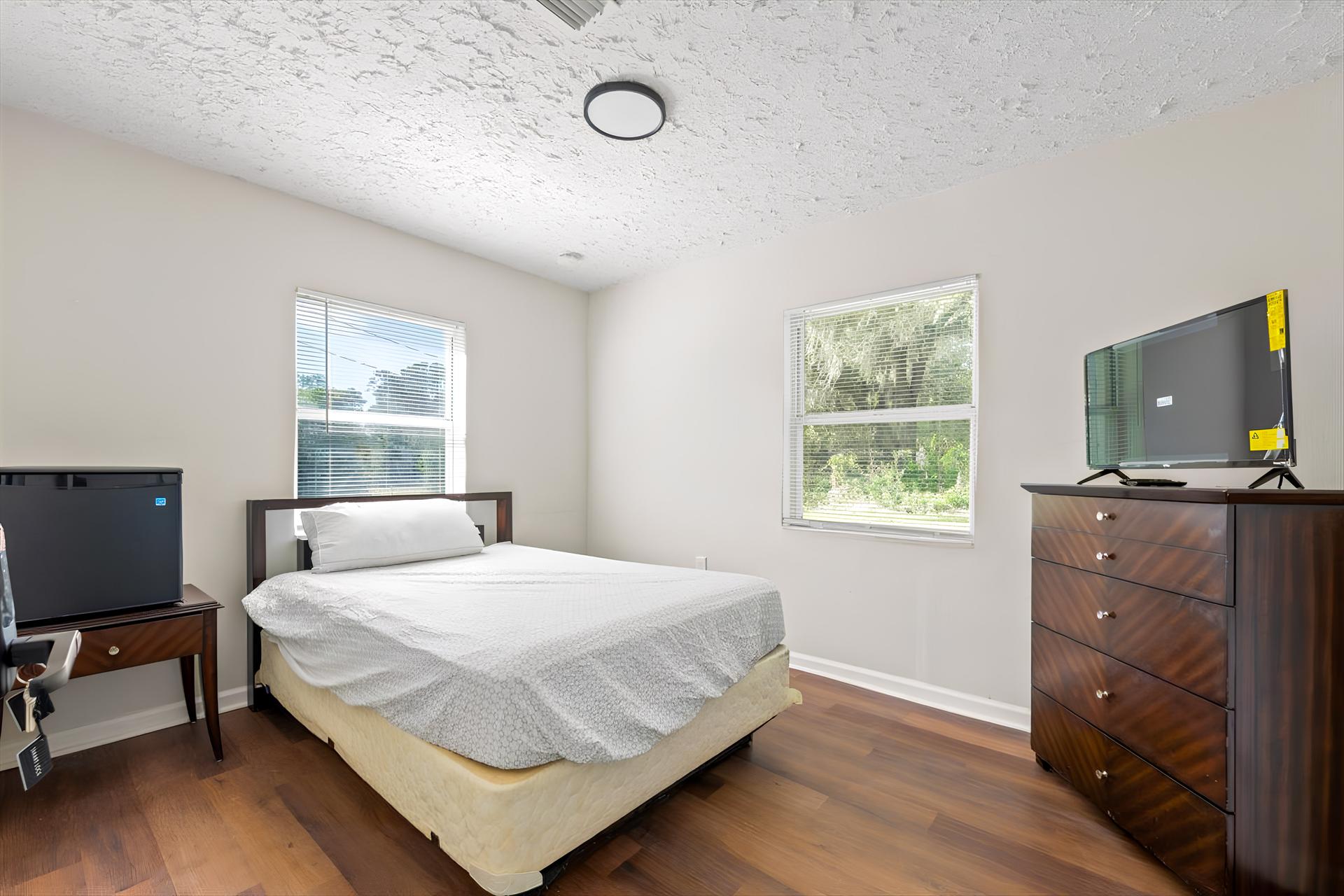 bedroom, detected:bed