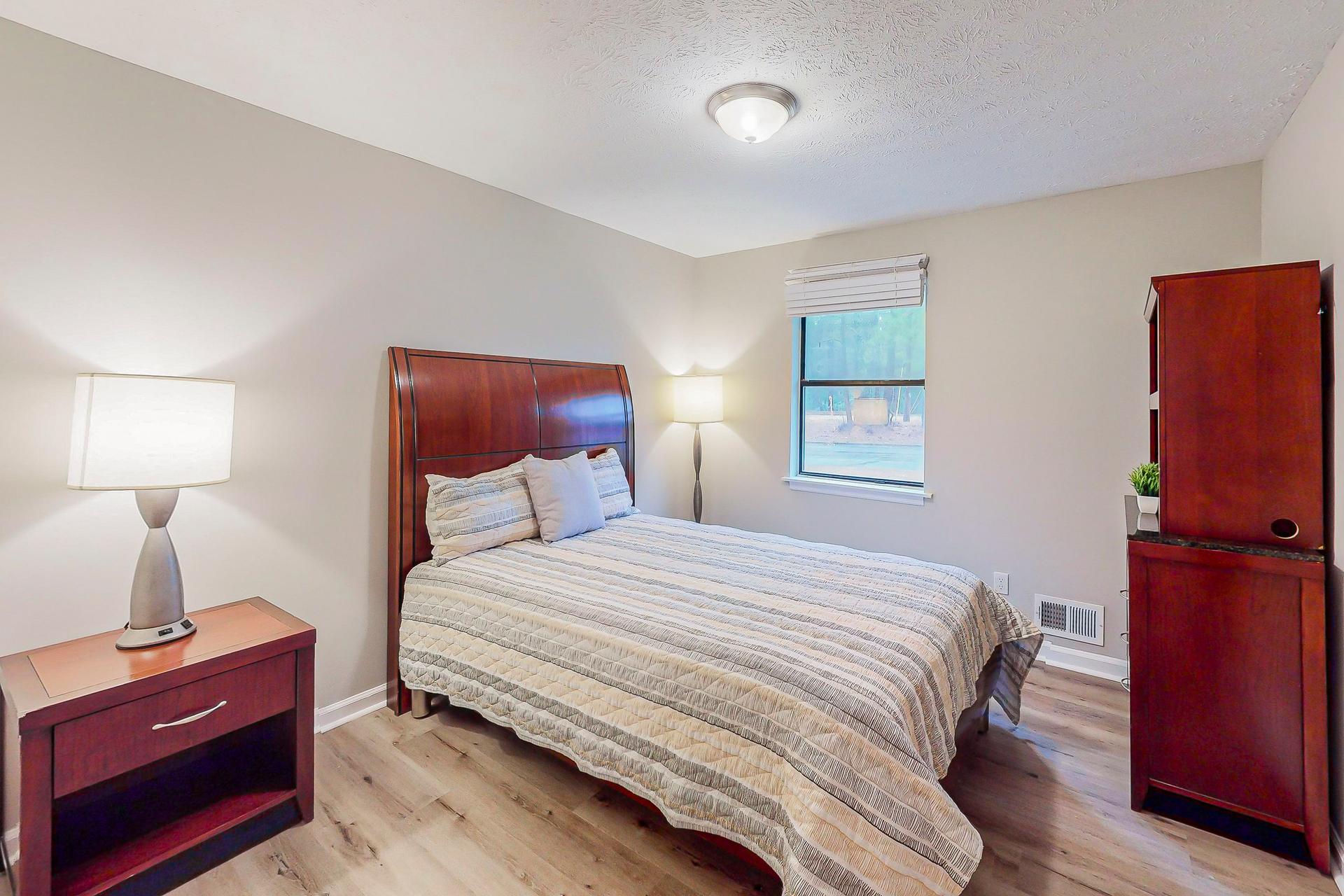 bedroom, detected:bed