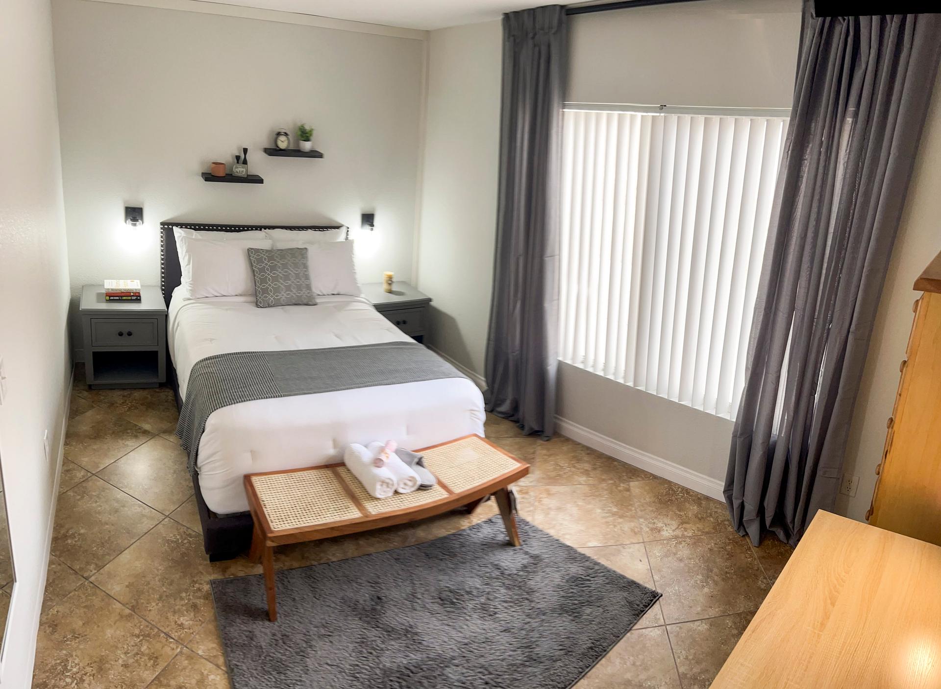 bedroom, detected:bed