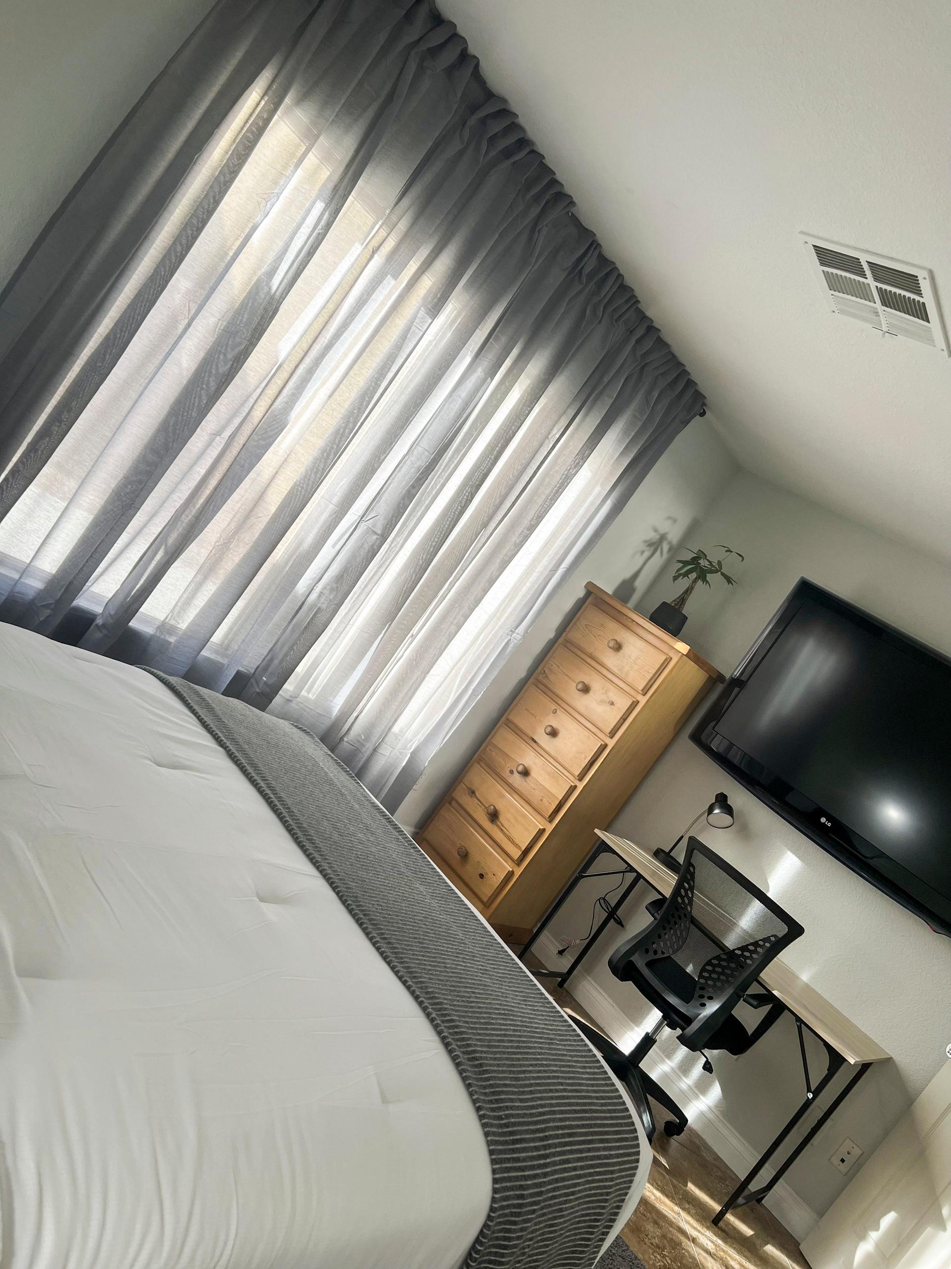 bedroom, detected:bed