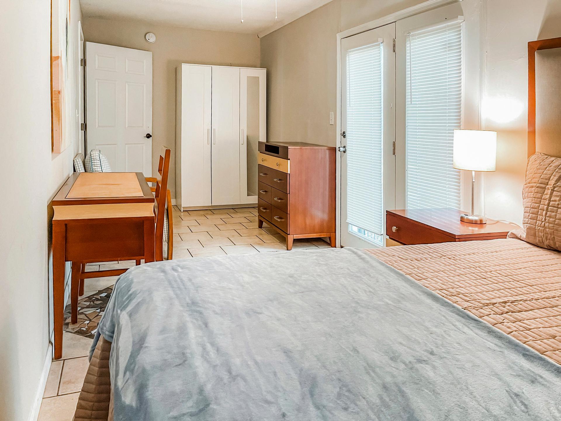 bedroom, detected: bedroom, bed