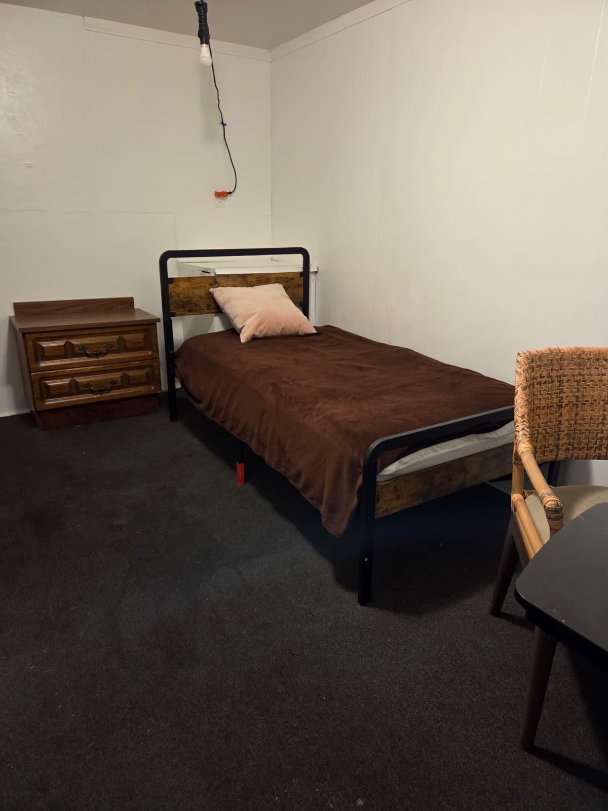 Standard room with private bathroom