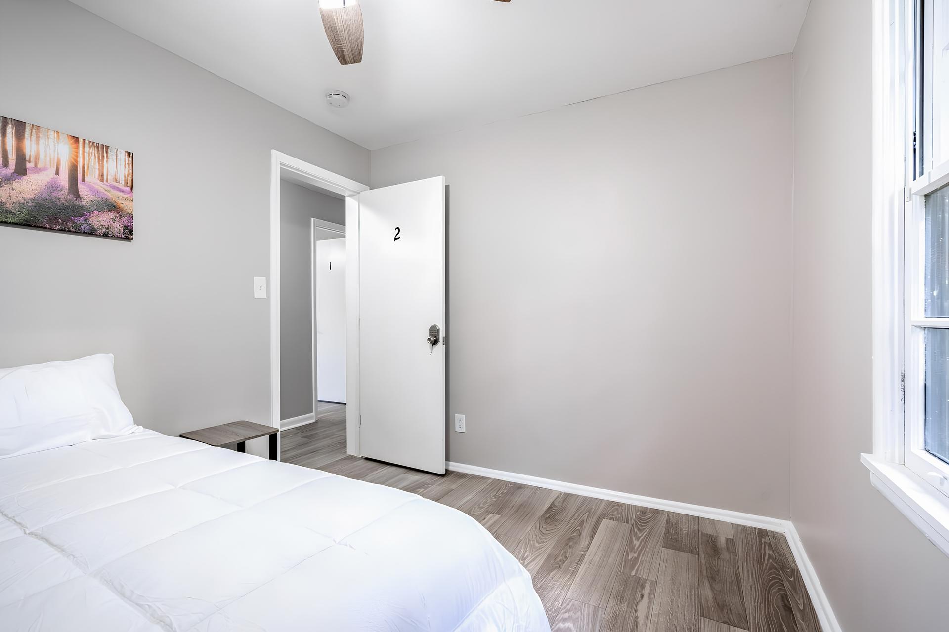 bedroom, detected:bed