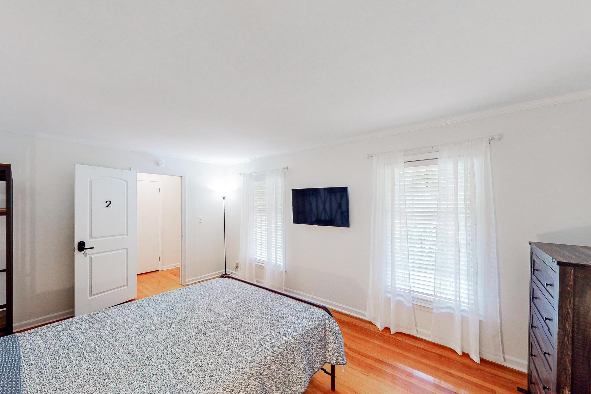 bedroom, detected:bed