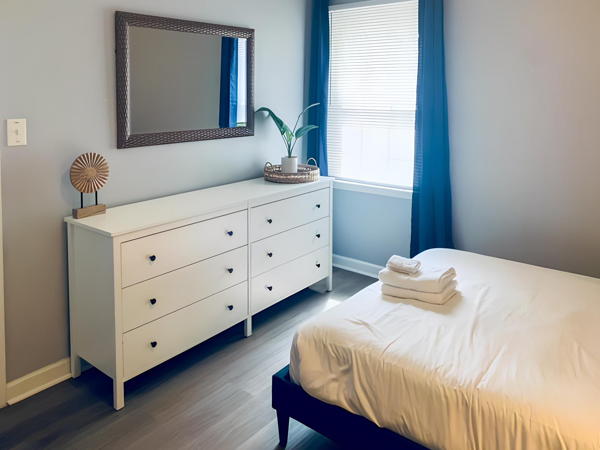 bedroom, detected:bed