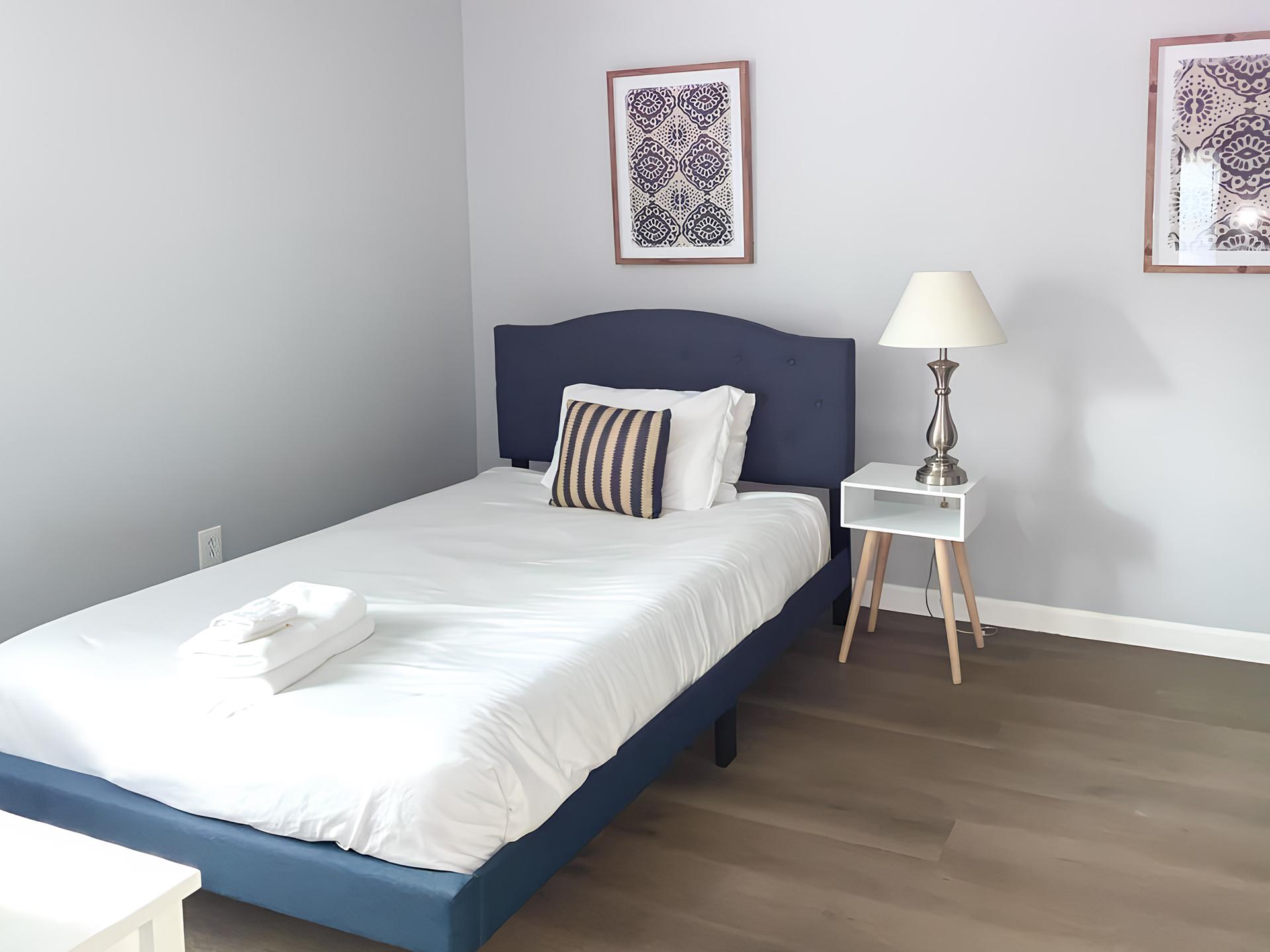 bedroom, detected:bed