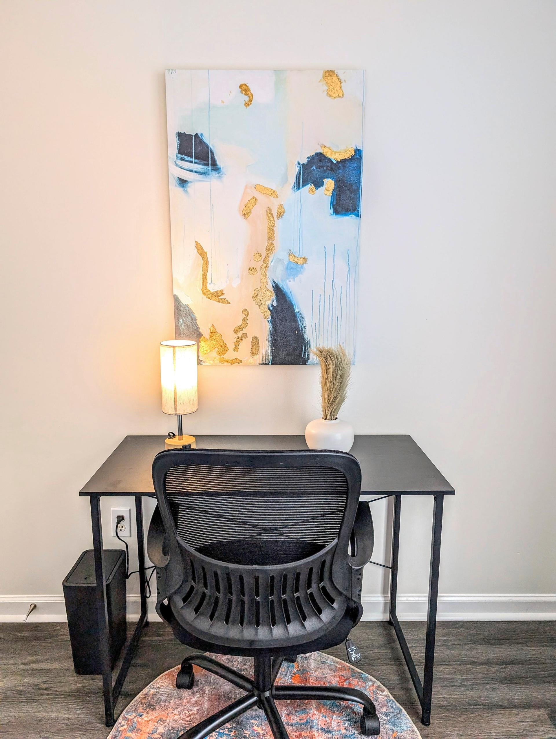 living_room, detected:stove