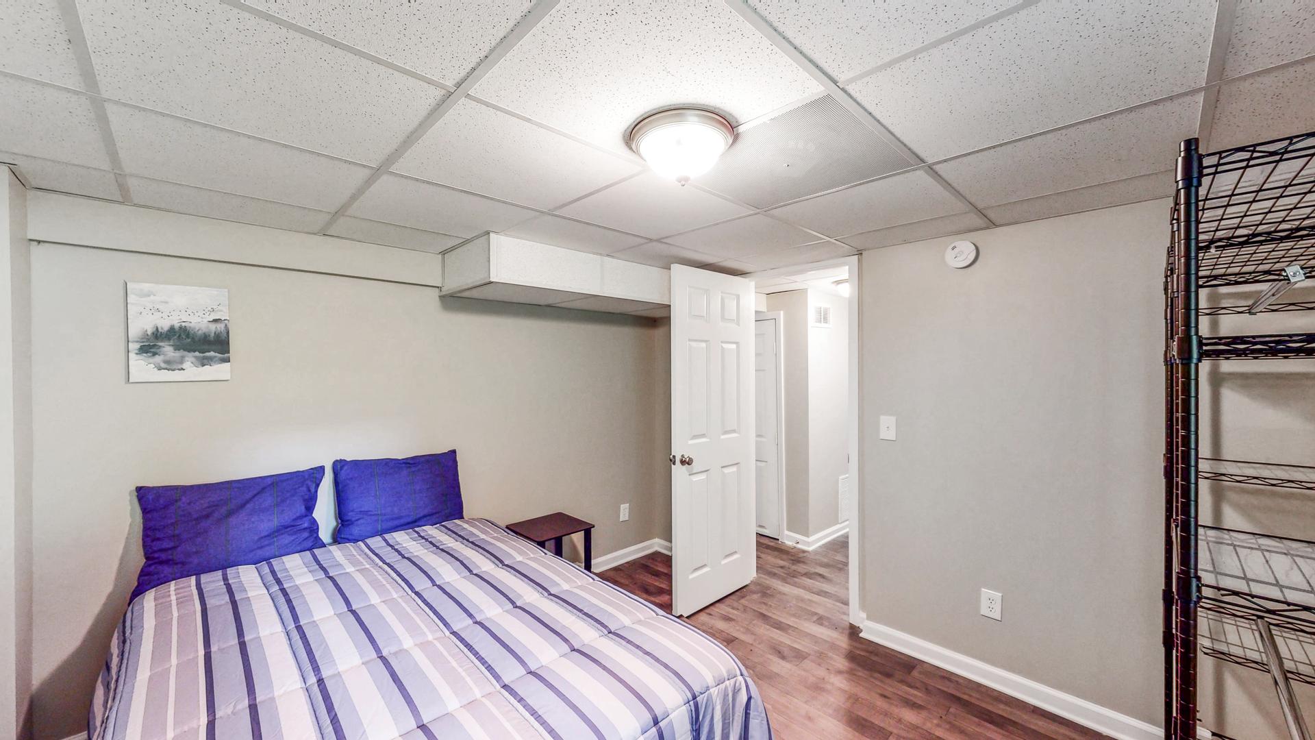 bedroom, detected: bed