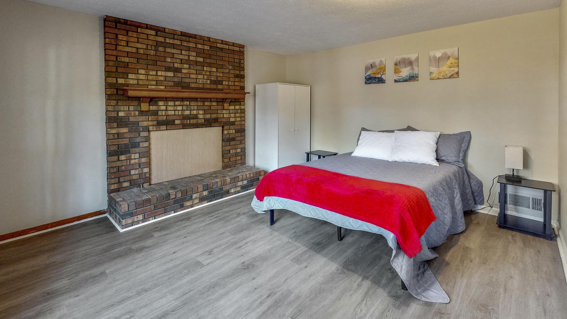 bedroom, detected: bed