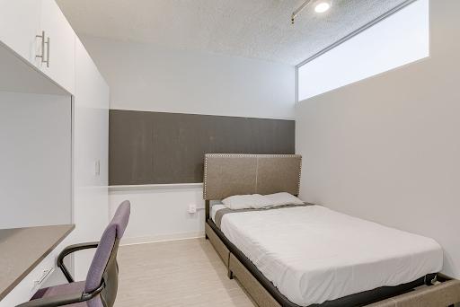 Room for Rent - Modern 4-Bedroom Shared Pod Near Rockhurst & UMKC – Perfect for Students and Professionals Nurses