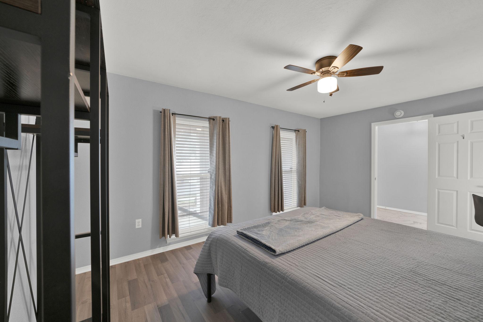 Room 1 photo 2