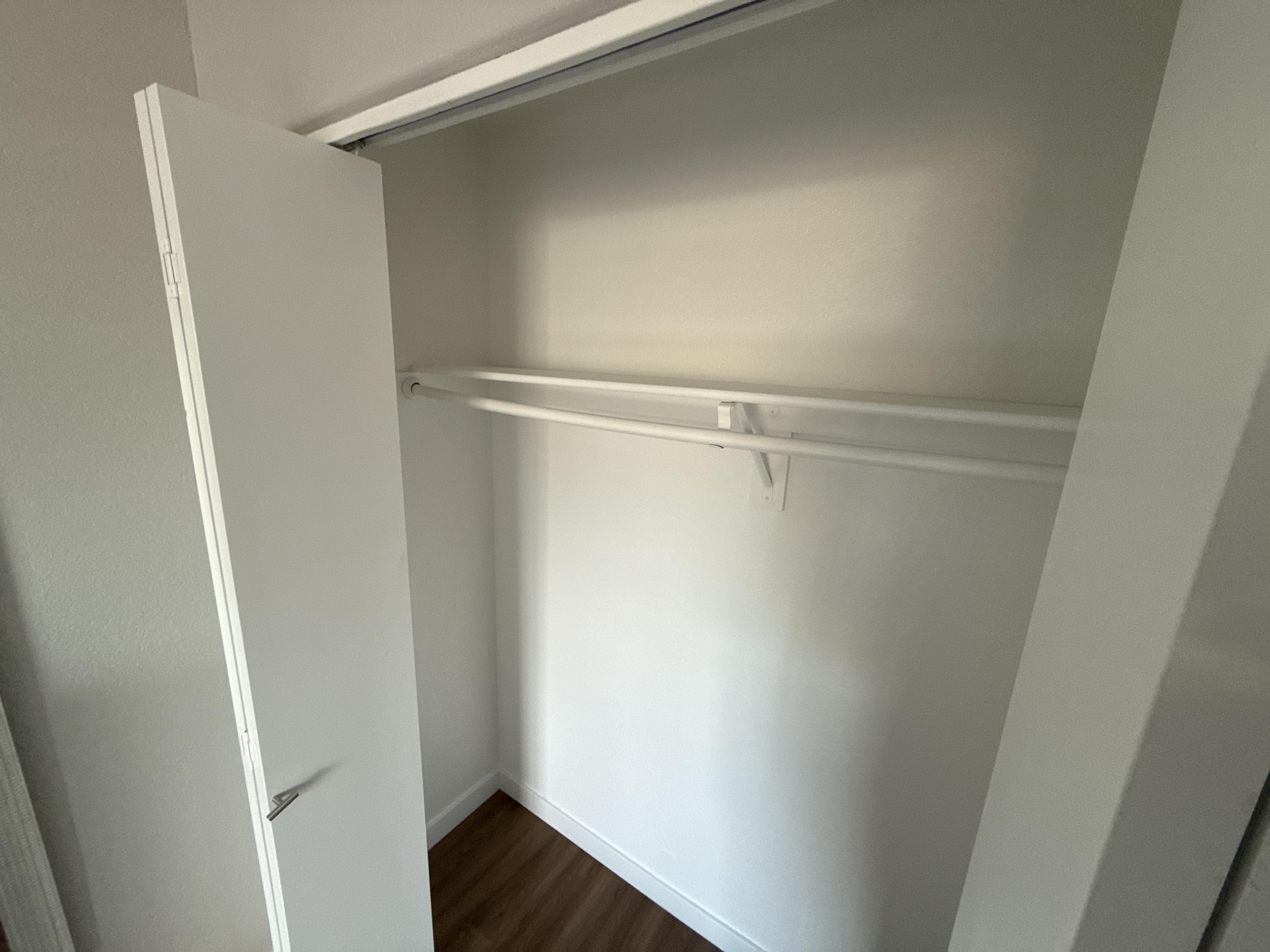 Room for Rent - Remodeled Home in Mesa – Large Rooms & Modern Upgrades!