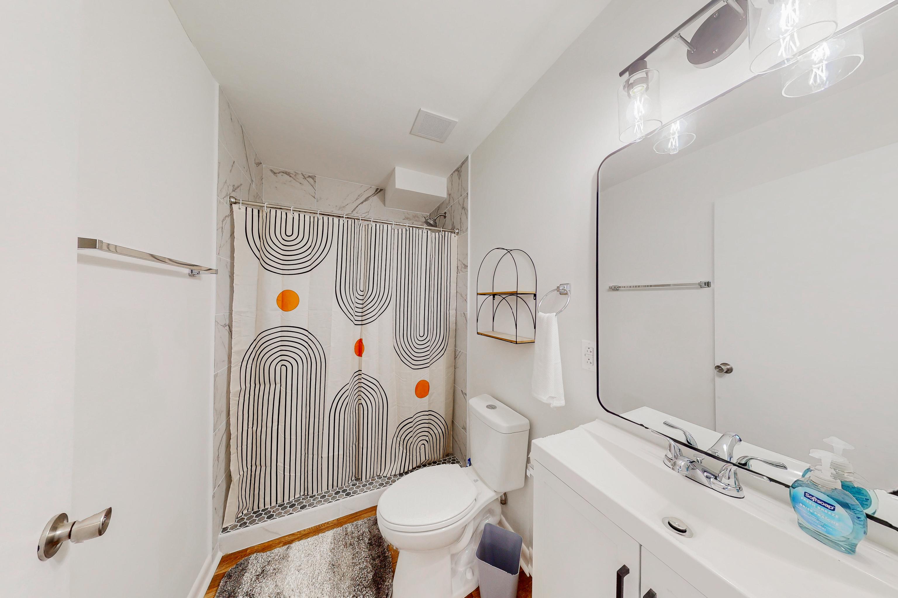 Furnished room for rent in Decatur — Cedar photo 16