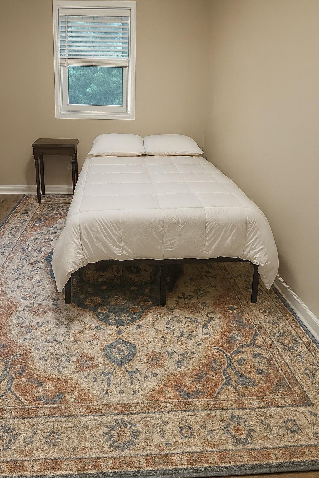 Room for Rent - Private Secure Renovated Rooms for Professionals • Utilities Included  Quiet, Respectful CoLiving in Marietta •Close to Transit • Move‑In Ready  Top Rated Host