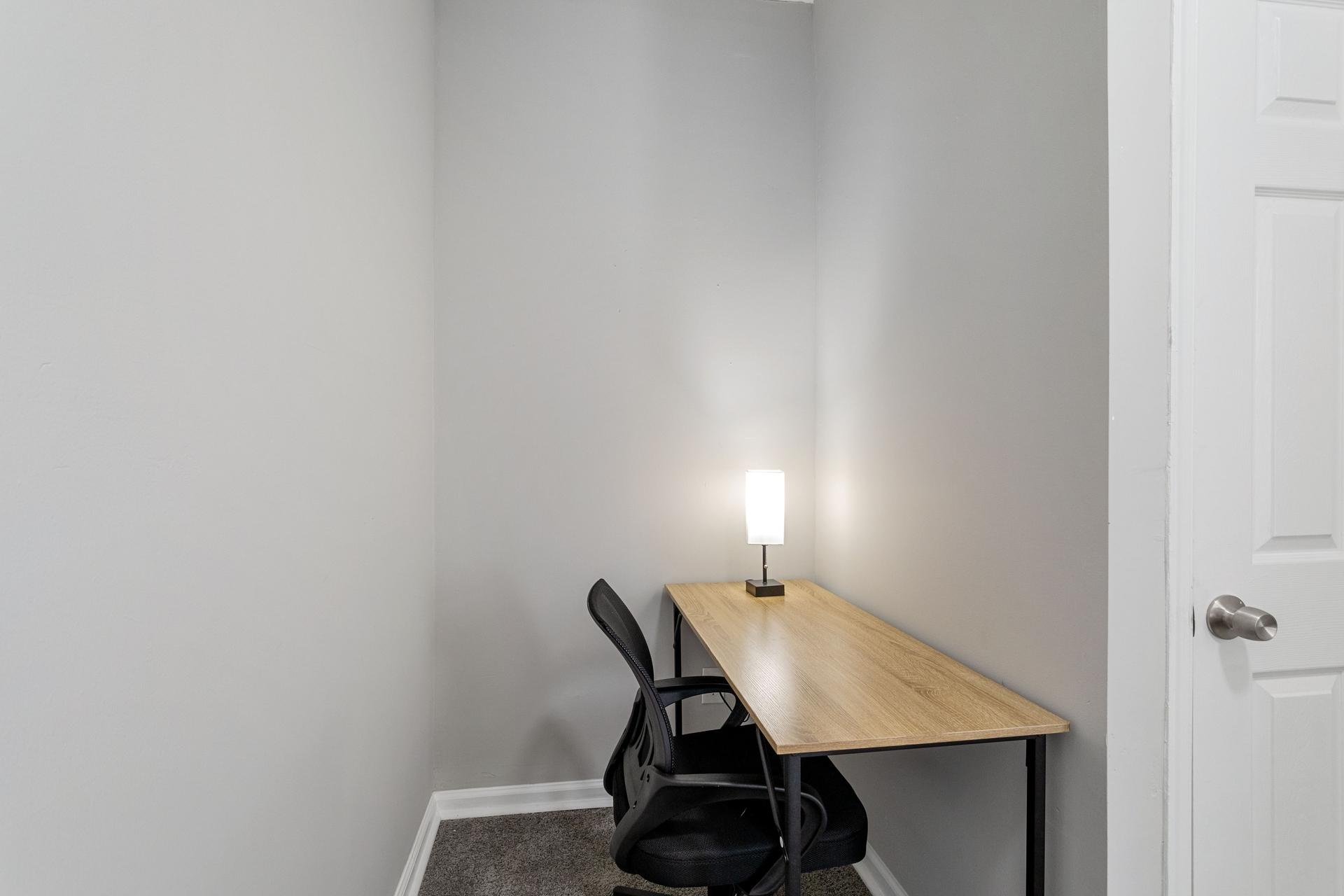 Room for Rent - All Utilities Included!  Free Fast Wi-Fi  Smart Lock Rooms  Cleaning Services Included!