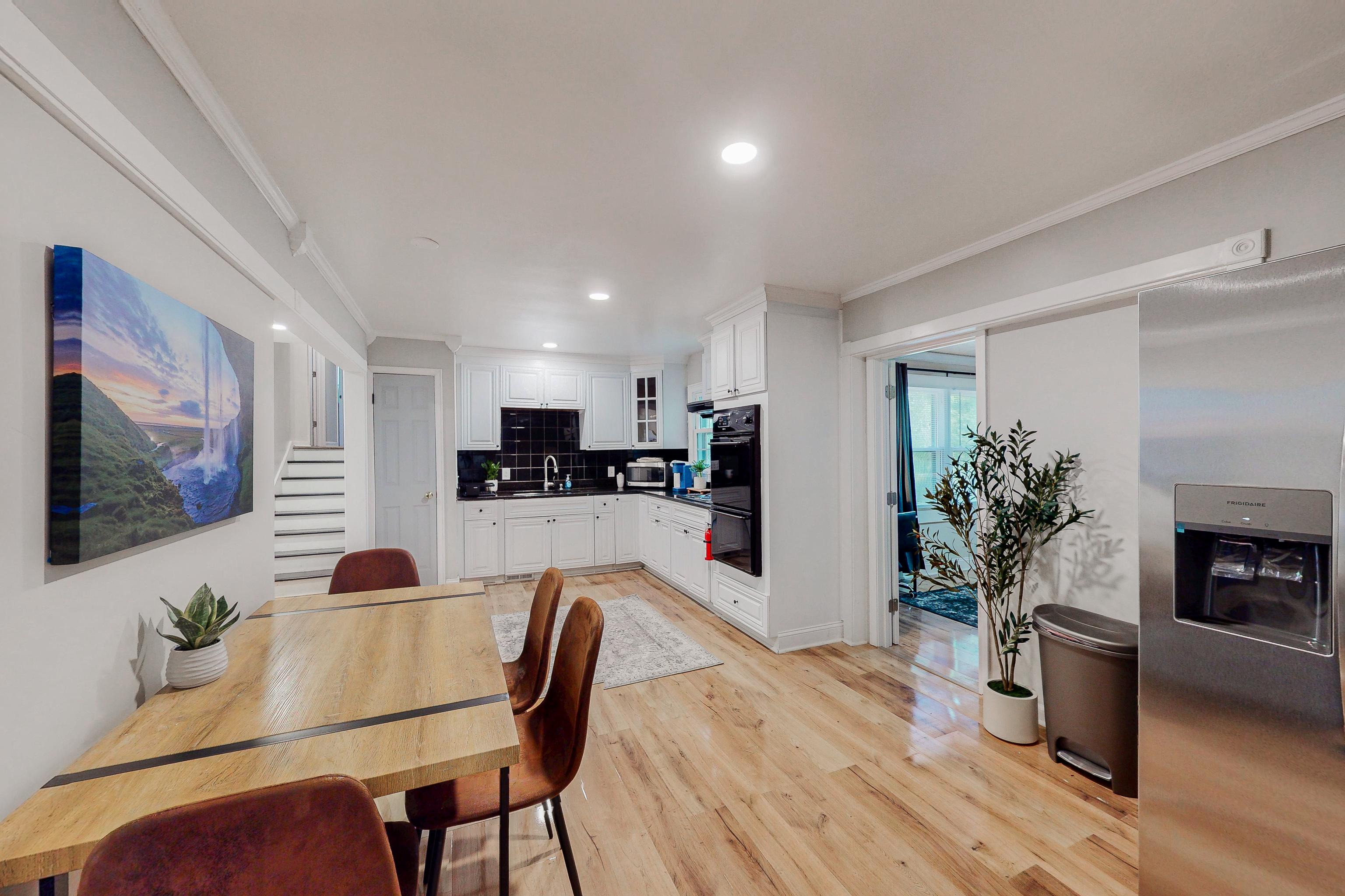 Furnished room for rent in Stone Mountain — Clover photo 4