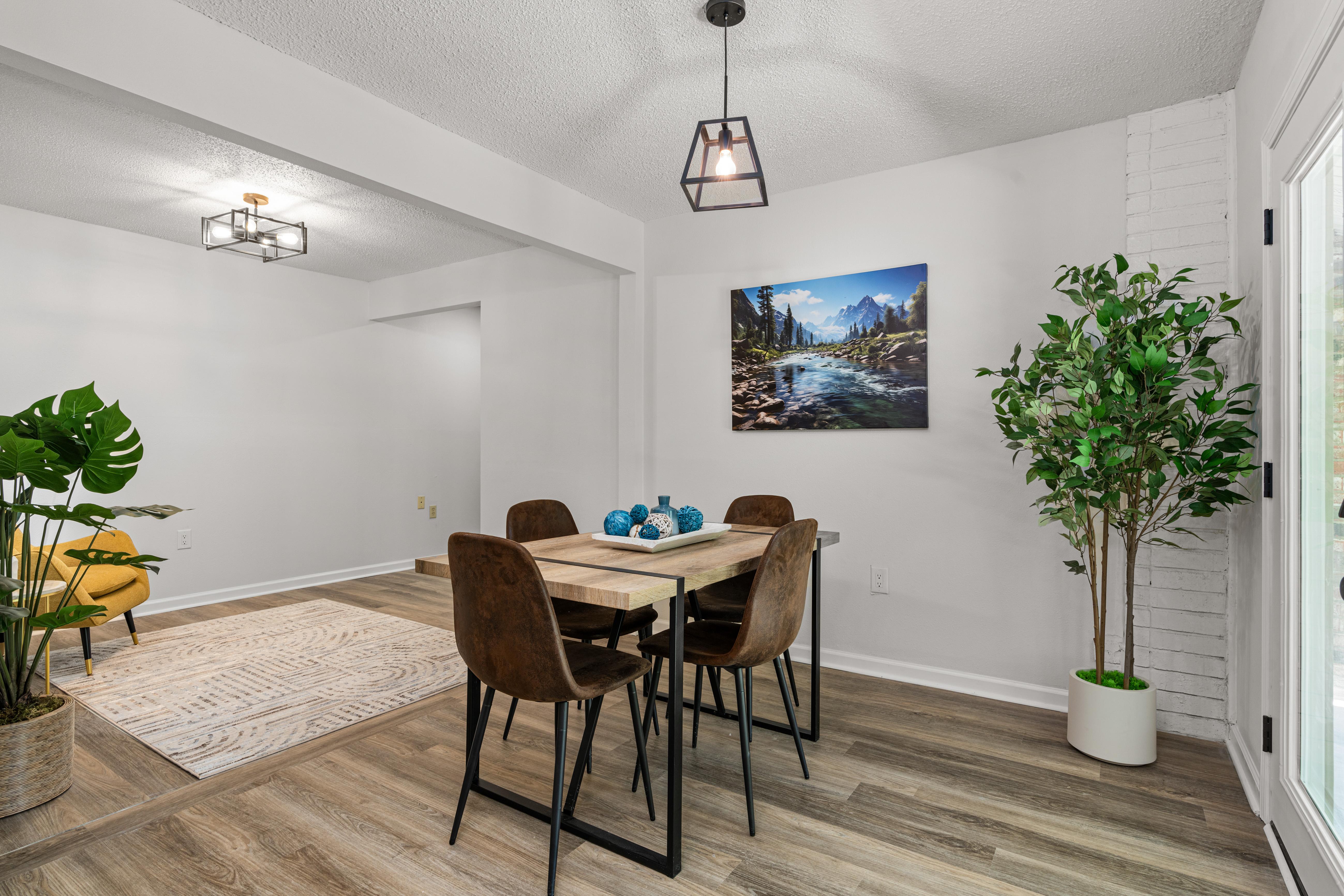 Furnished room for rent in Northeast Side — Mission photo 10