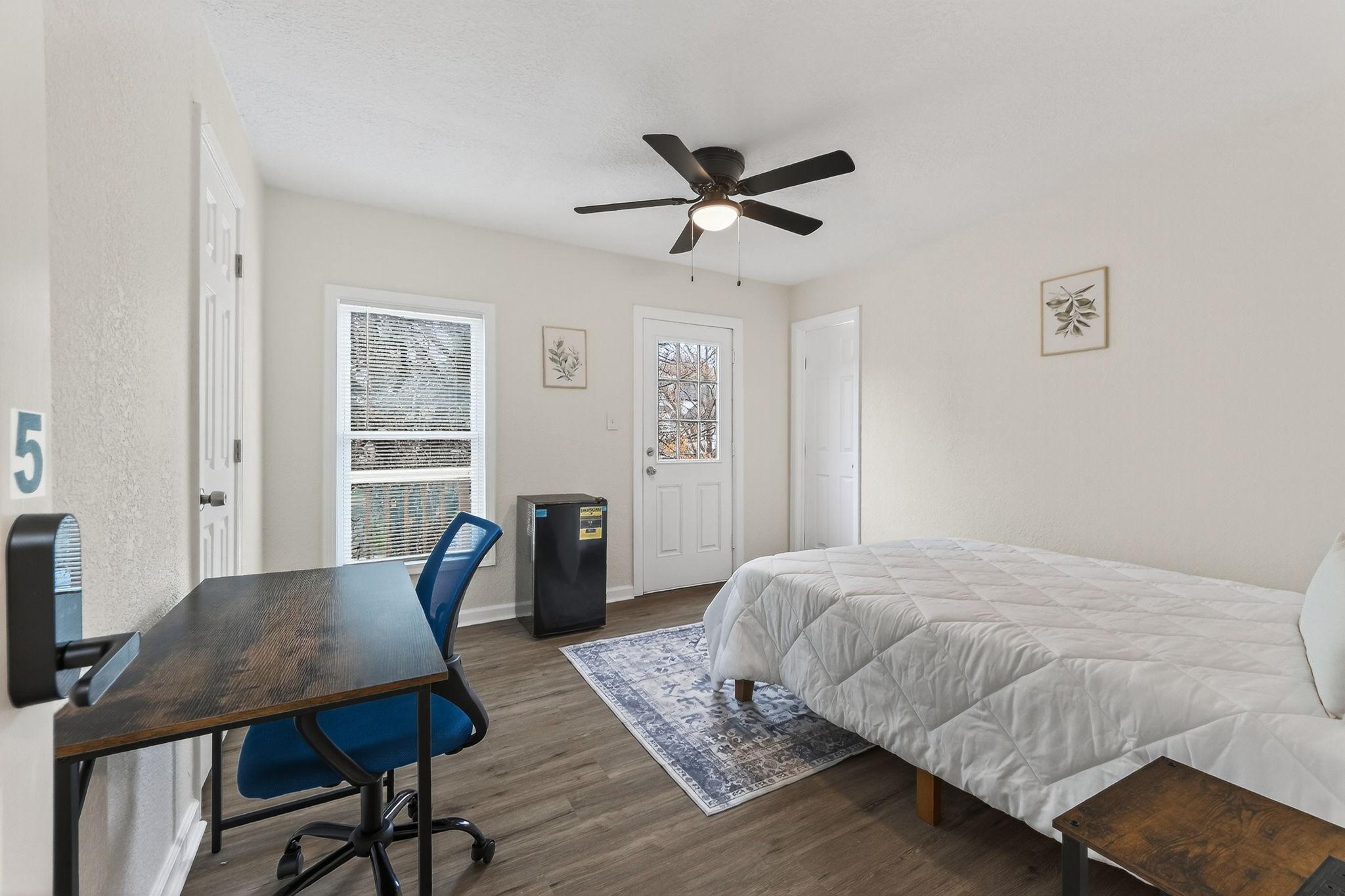 Newly renovated co-living home with private bathroom suites in North Hyde Park