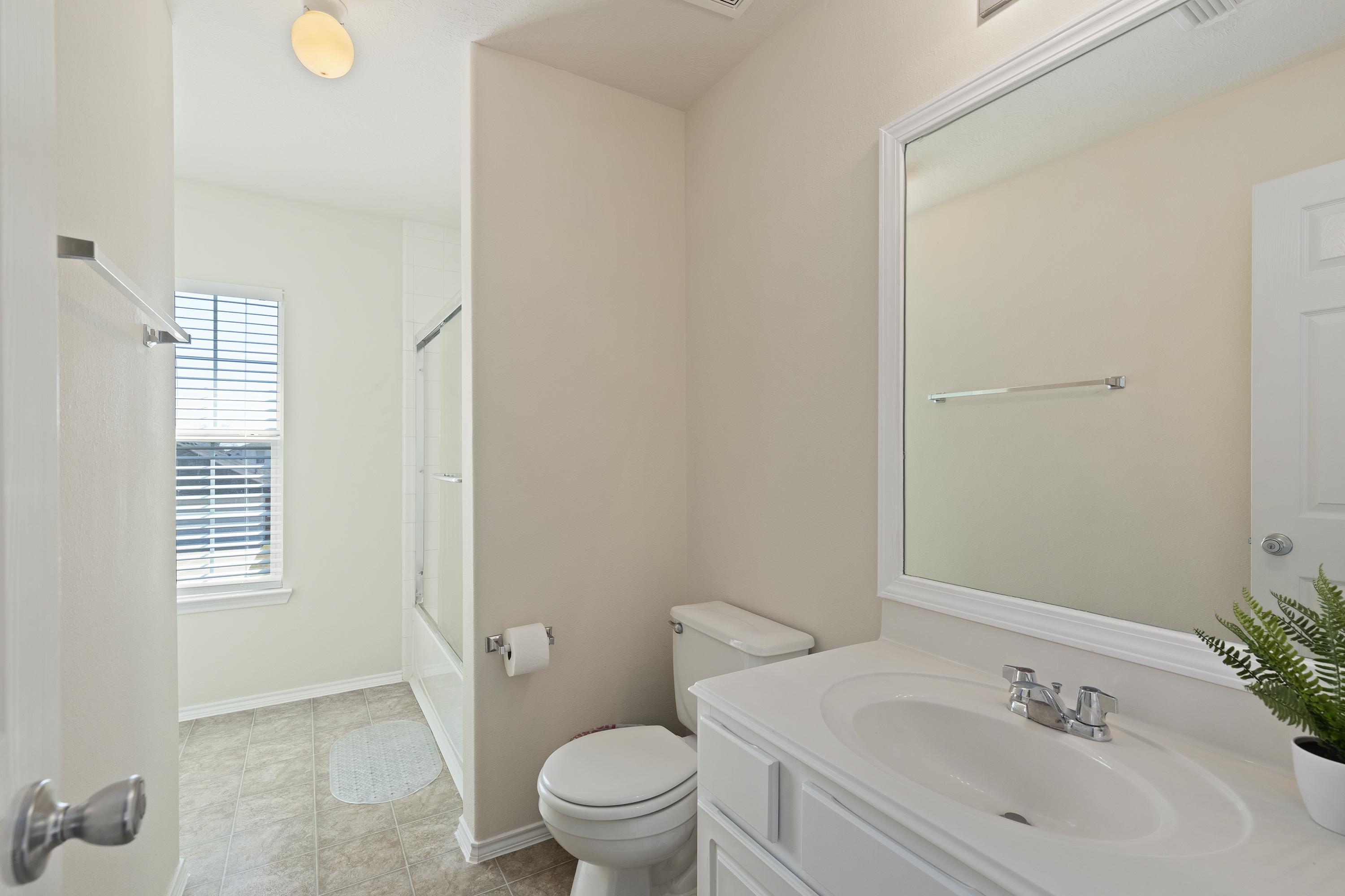 Jack N Jill only shared with one other roomie! Spacious bathroom with tub and shower!