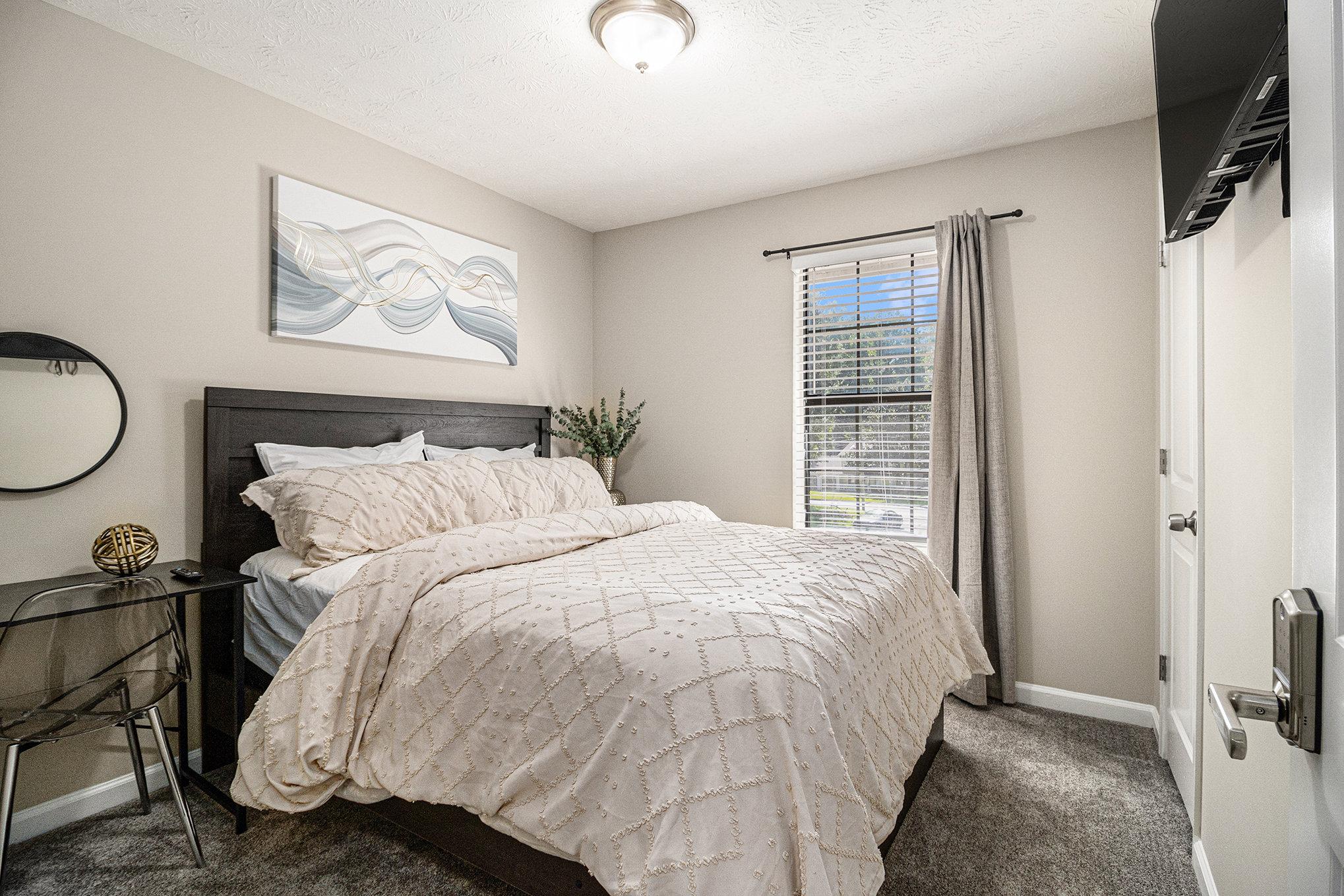 Room for Rent - Quiet, Spacious, and Affordable Living in Lithonia GA!    Essential Furnishings   Black Out Curtains   On-Site Laundry  Desk & Chair in Every Room!   Fully-Equipped Kitchen with Cookware   40” Smart TV with Streaming Apps in Every Room!