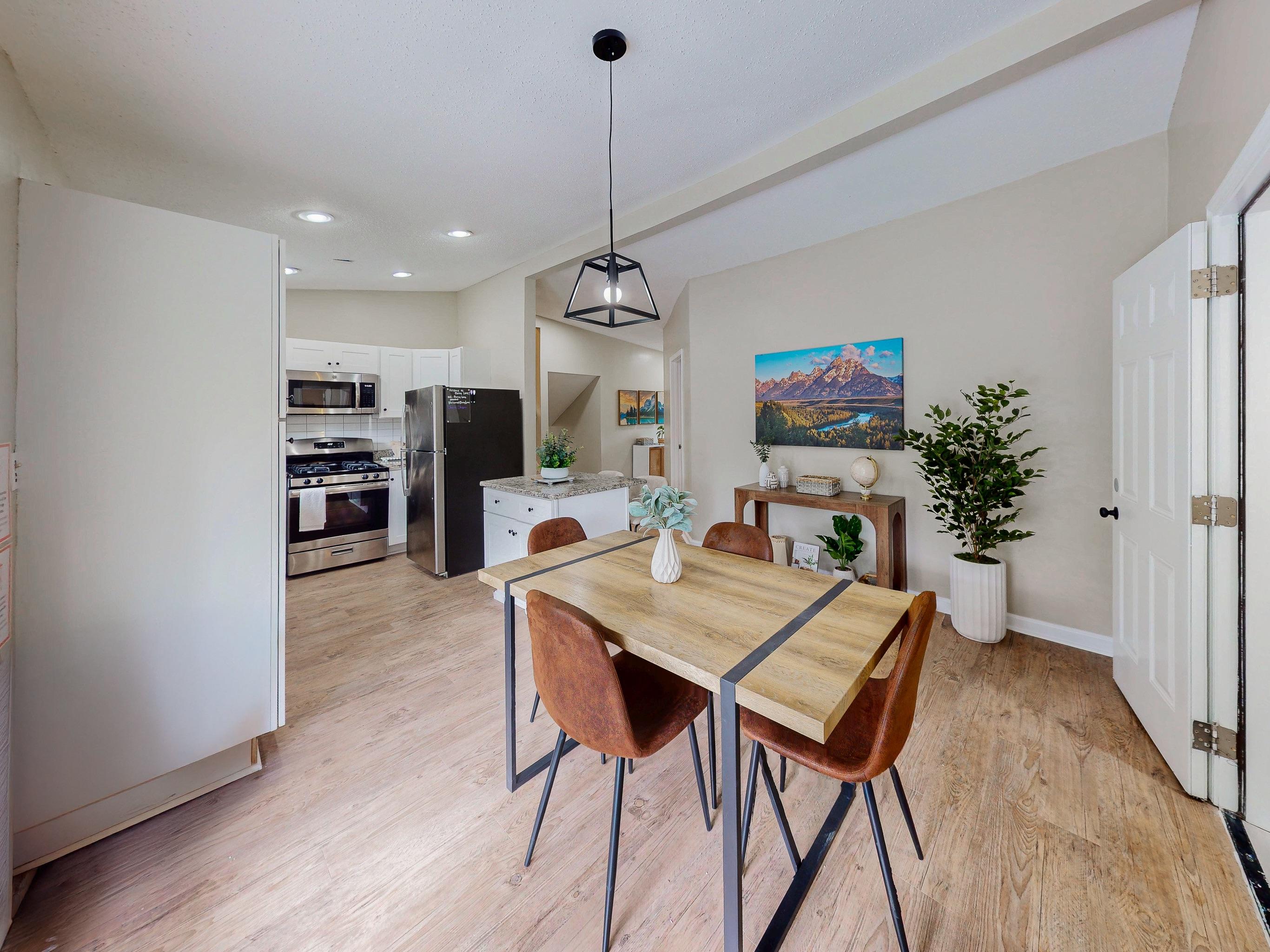 Furnished room for rent in Decatur — Copper photo 15