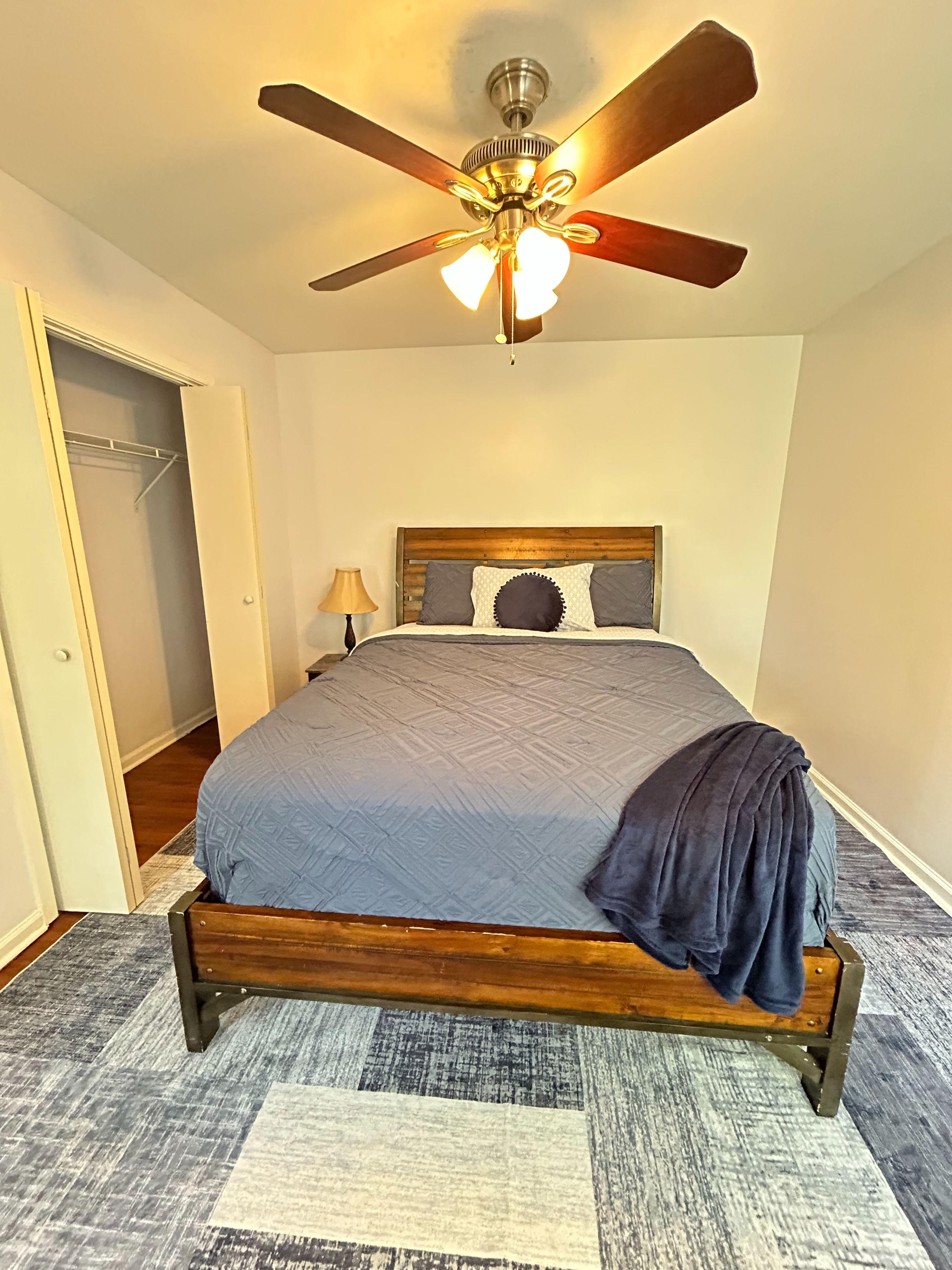 Room for Rent - Modern Cozy Suite | Utilities, Wi-Fi  &  Groceries + Transit Nearby, Easy I-20/I-285 Access