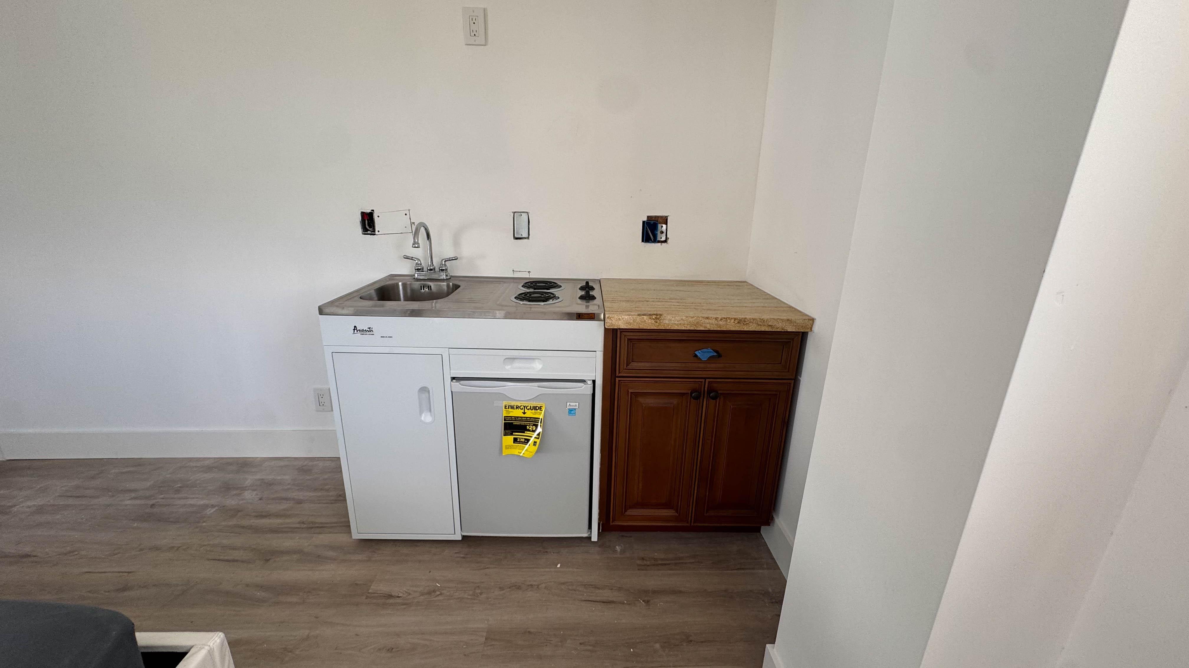 Room for Rent - Modern Private Room in Quiet Jupiter Farms Home