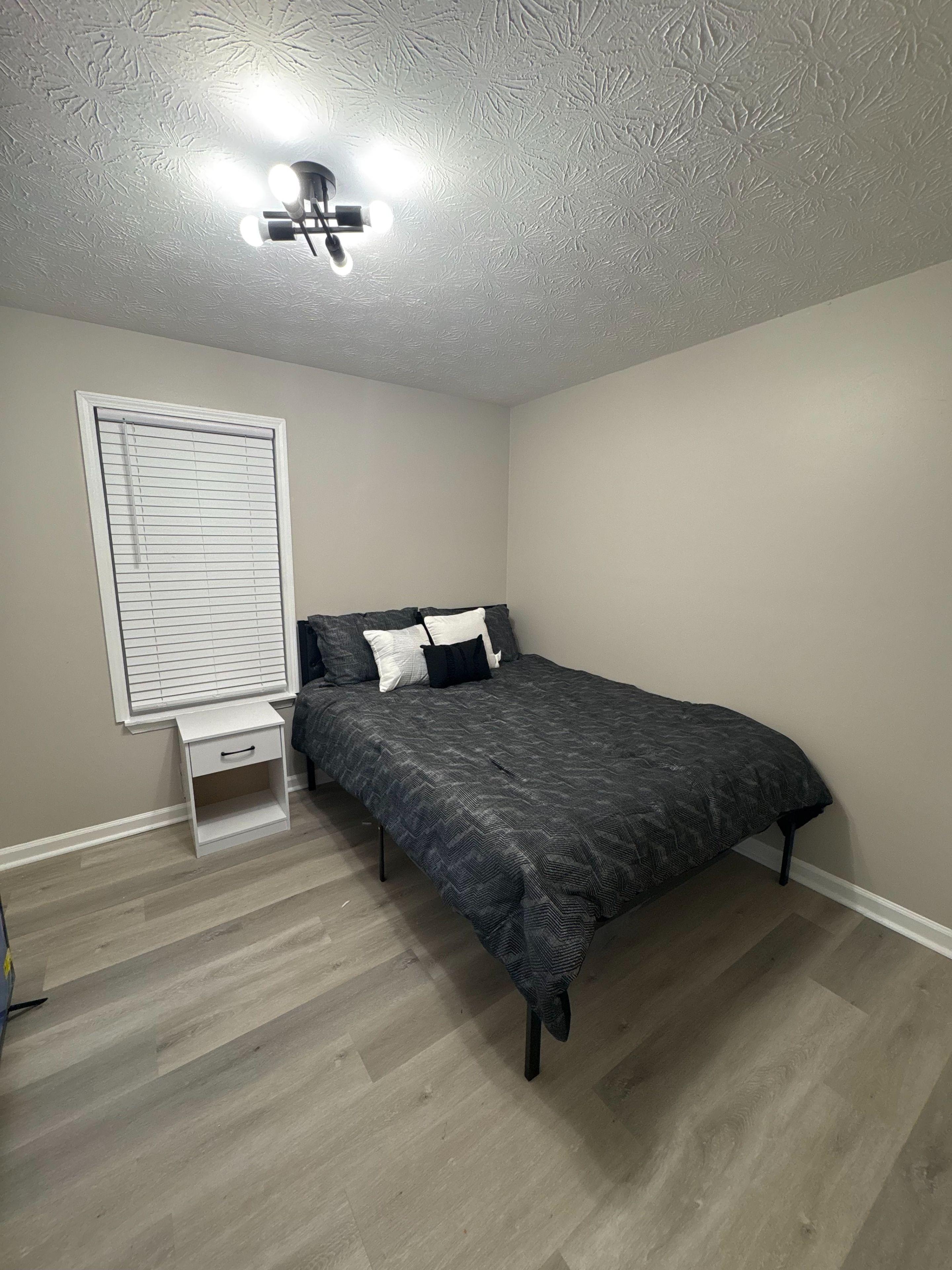 Room for Rent - Beautiful Luxury Home