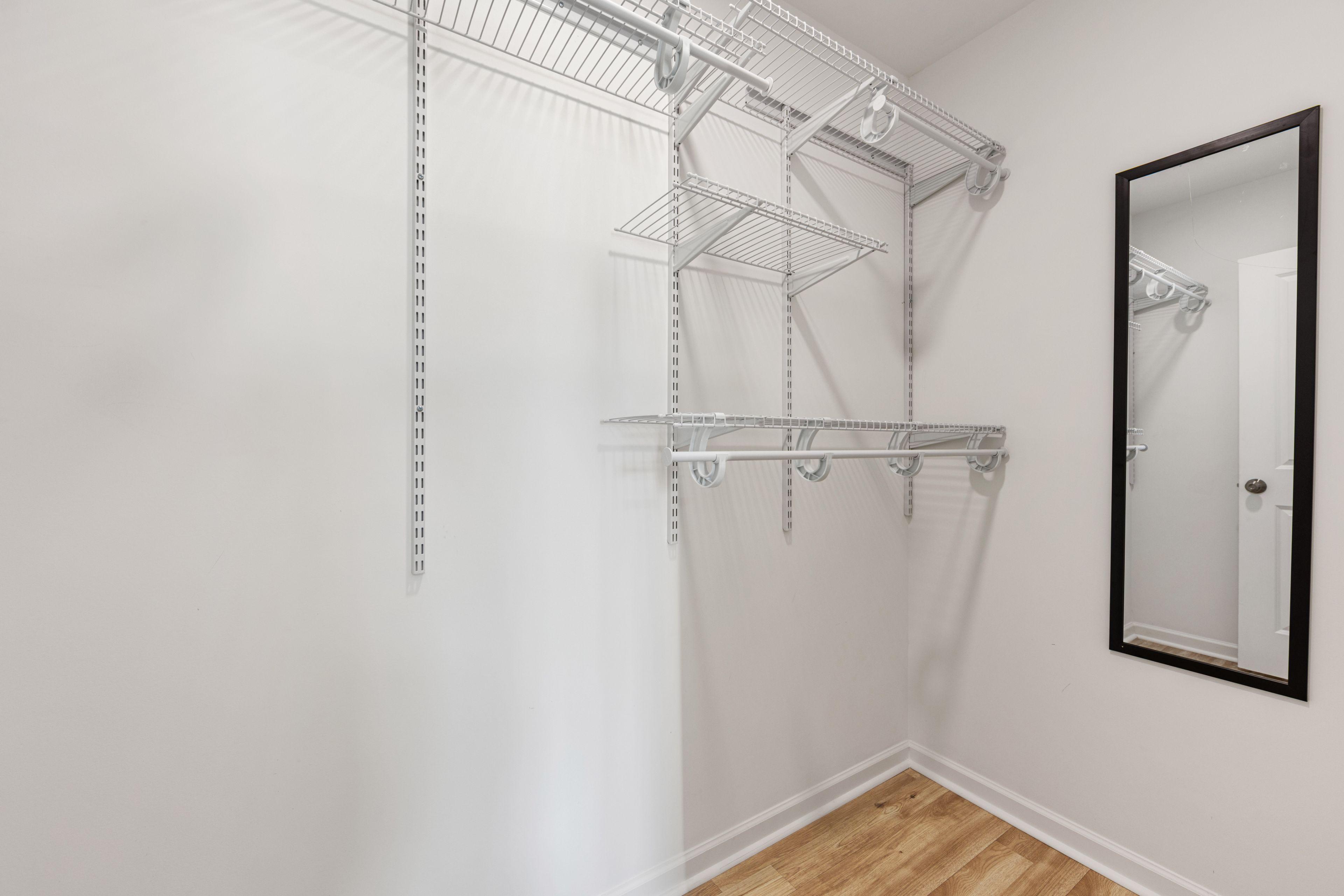 Room for Rent - Close to the CLT International Airport 2 minute walk to public transport (Bus stops) Affordable Luxury. Each room is specially designed and decorated.  TVs in each room.