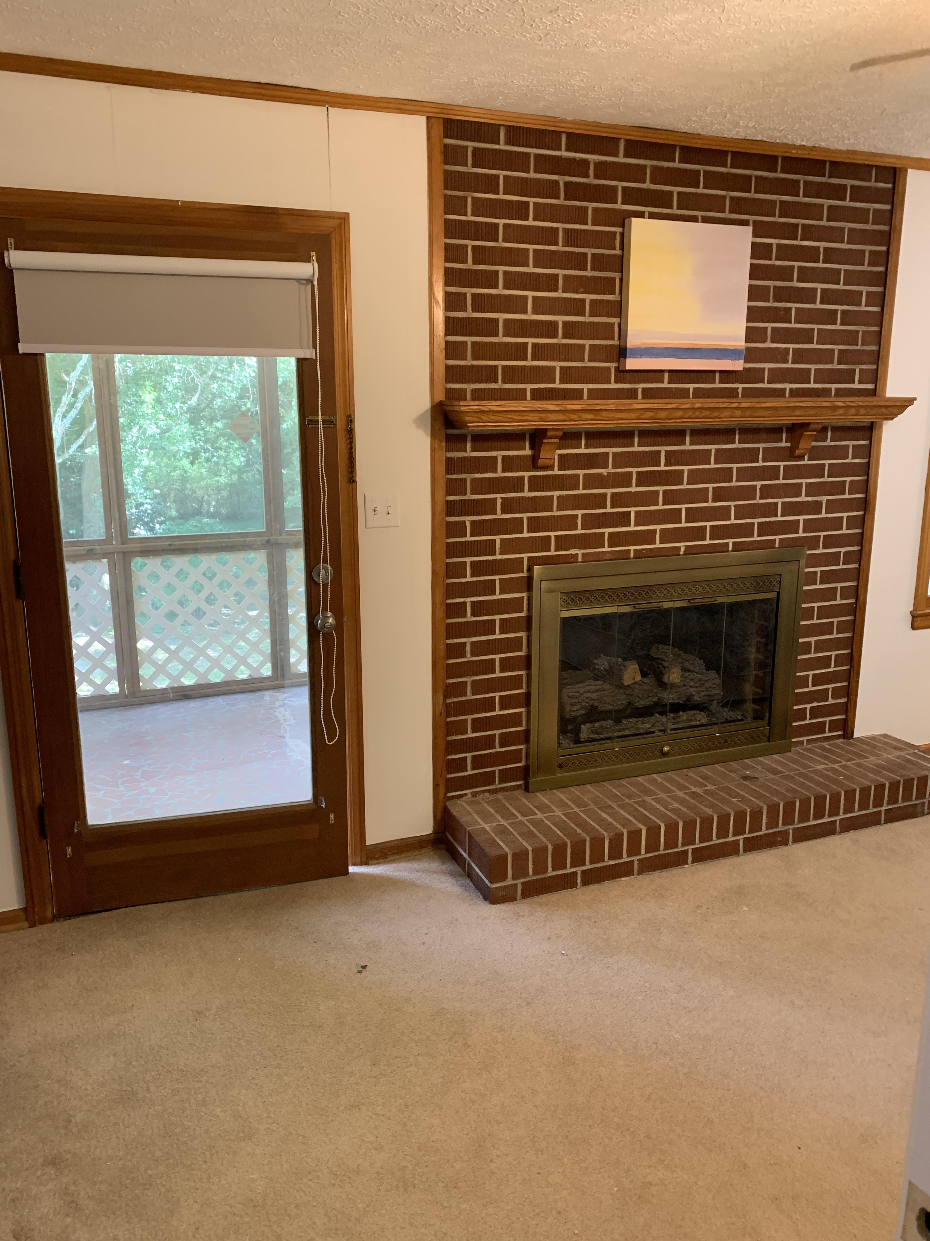 Private access to your private screened in porch plus outdoor deck.  Great for a smoker