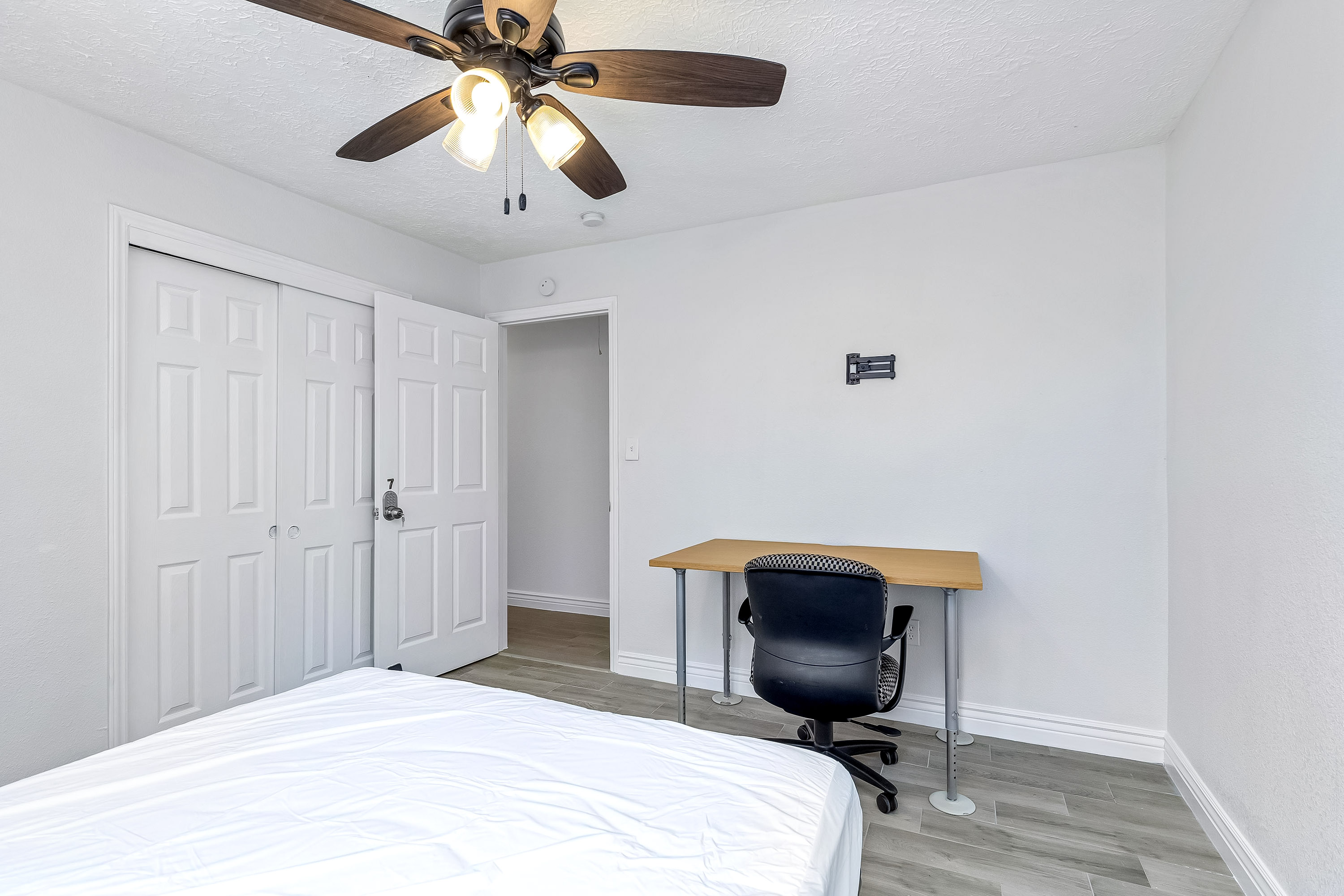 Room for Rent - Your New Home Awaits! Southeast Houston  | Furnished Rooms & Hassle-Free Living!