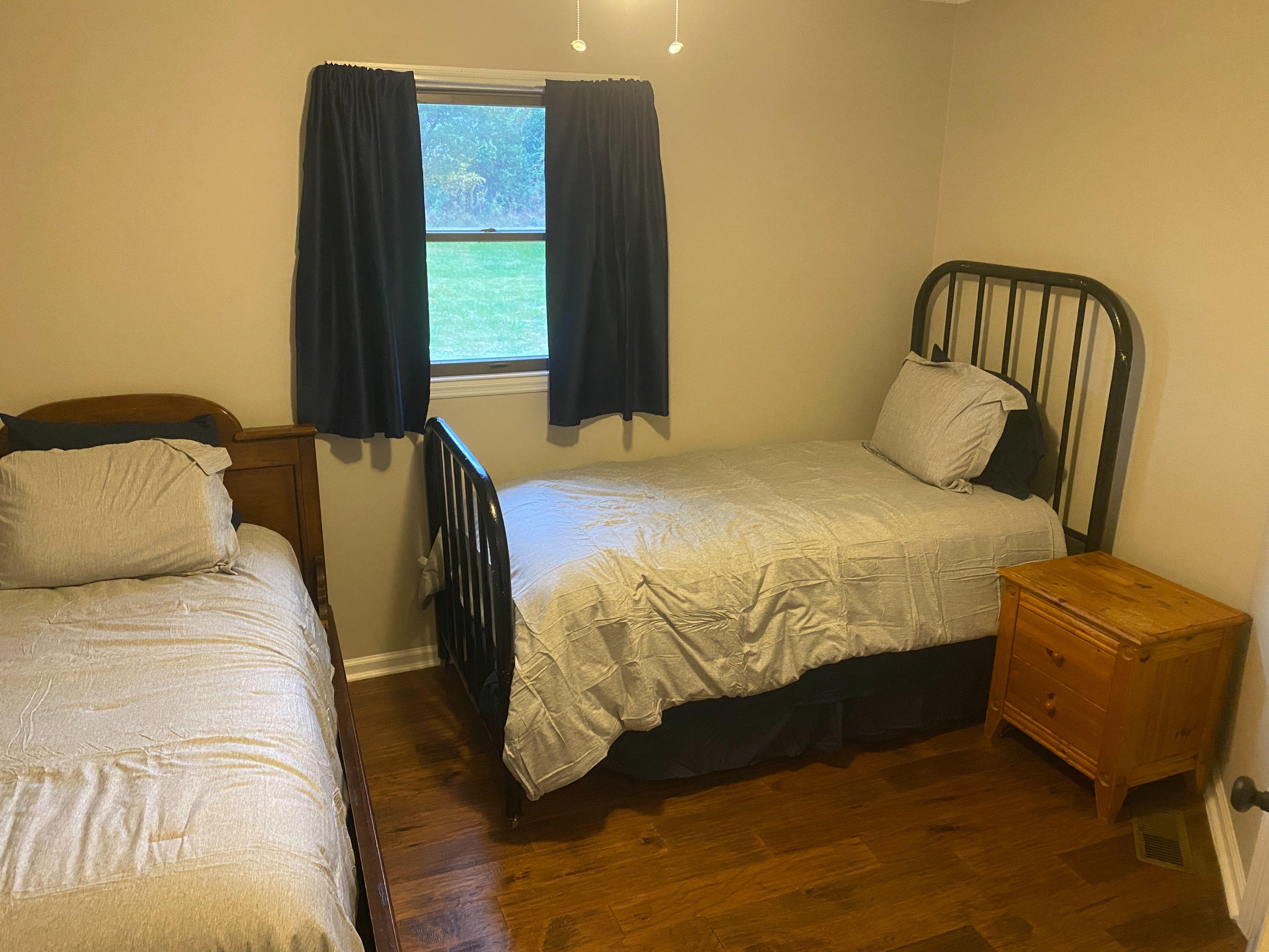 Room for Rent - Quiet Country Home w/ Convenient Interstate Access