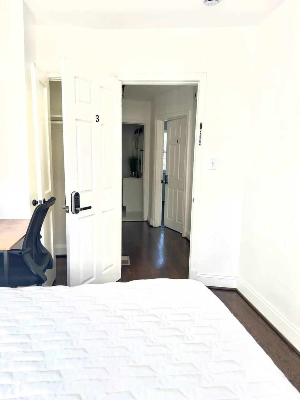 Room for Rent - Top‑Rated Host! Furnished Secure Private Rooms |    WiFi & All Utilities Included |  Quiet Greenspring Home | MOVE IN Ready | Be the First to Book