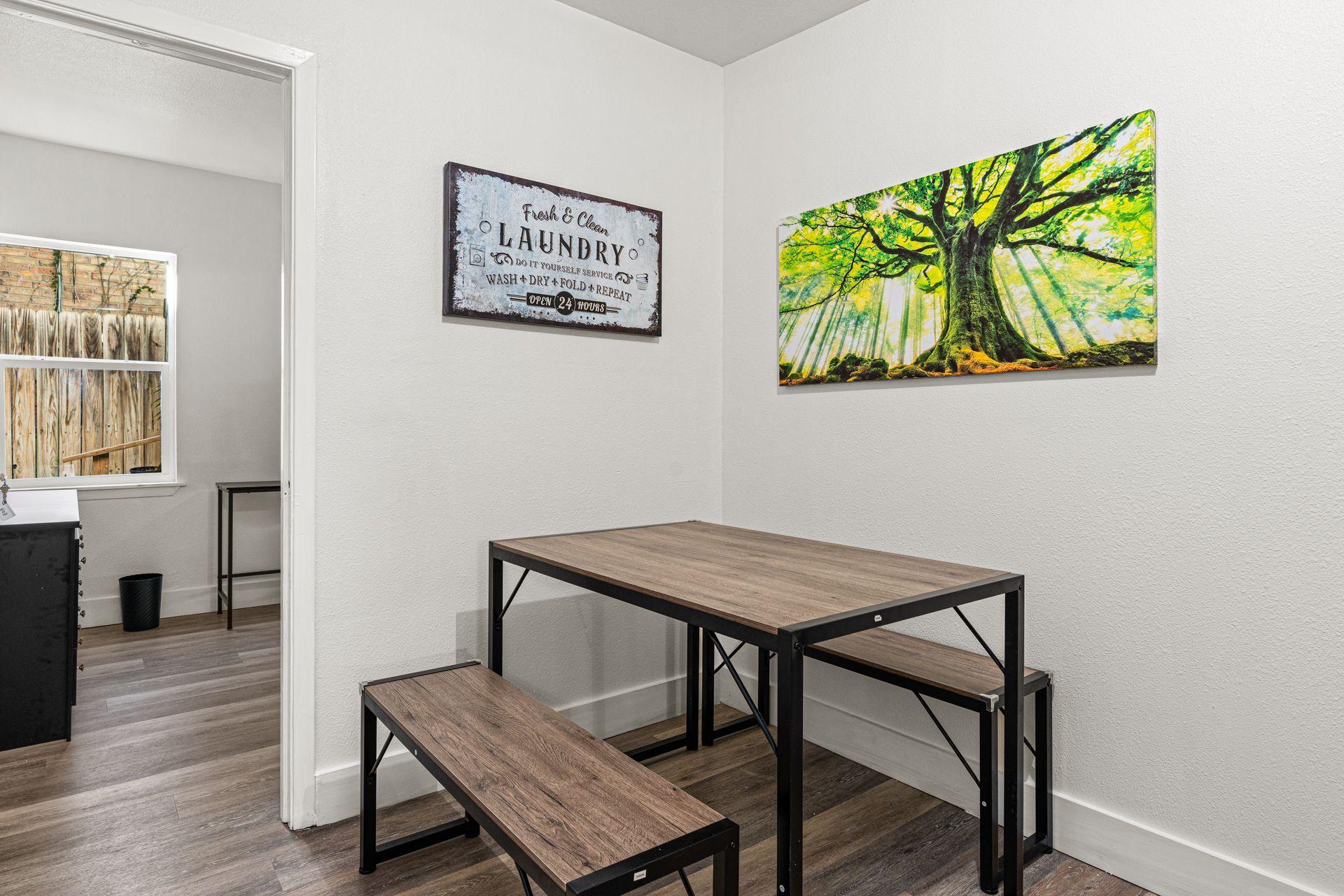 Furnished room for rent in Northeast Side — Alamo photo 11