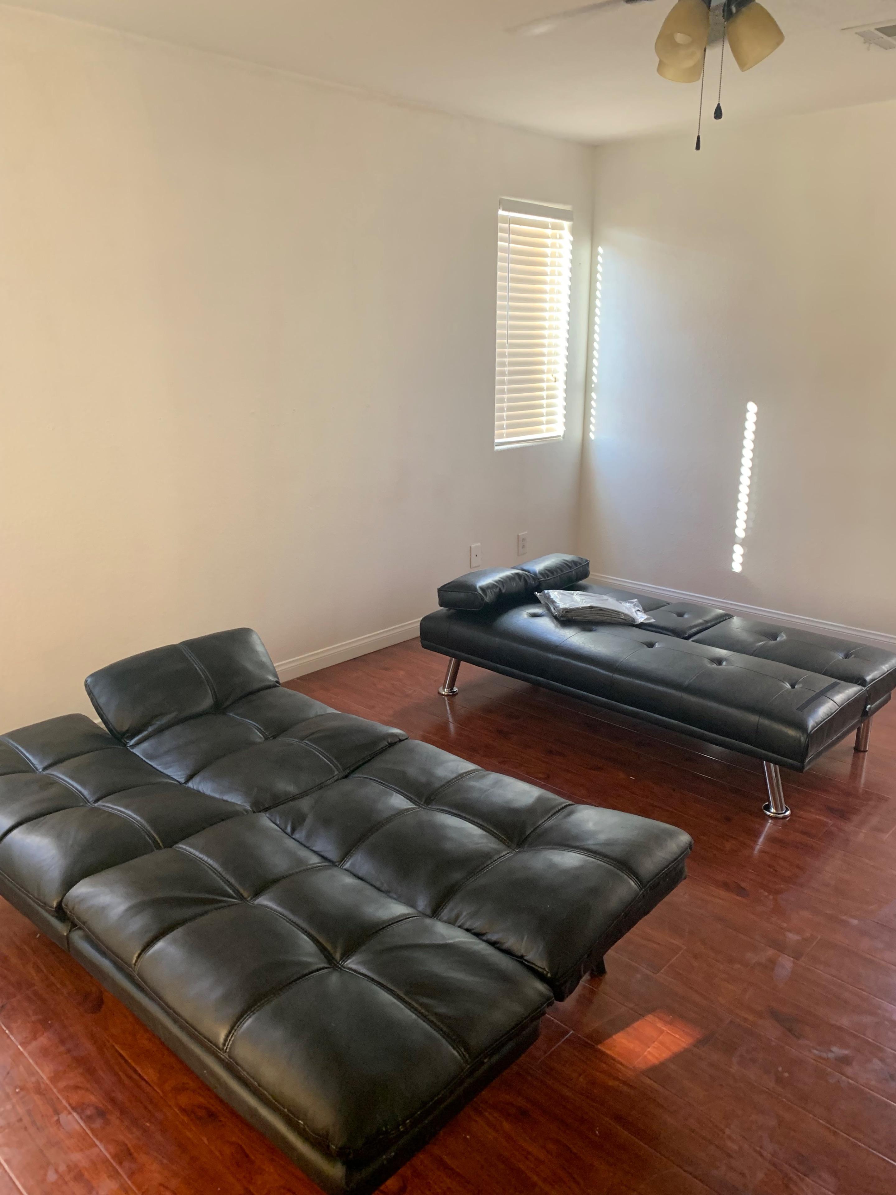 Room for Rent - Se alquila habitación por $600 al mes en Sunrise Manor, Nevada