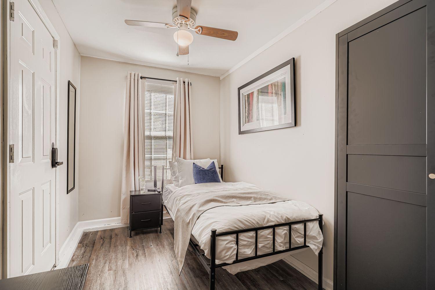 Room for Rent - Modern Comfort Meets Affordable Luxury — Your Dream Charlotte House  Awaits with easy access to UNCC  , i485 & Concord Mills!