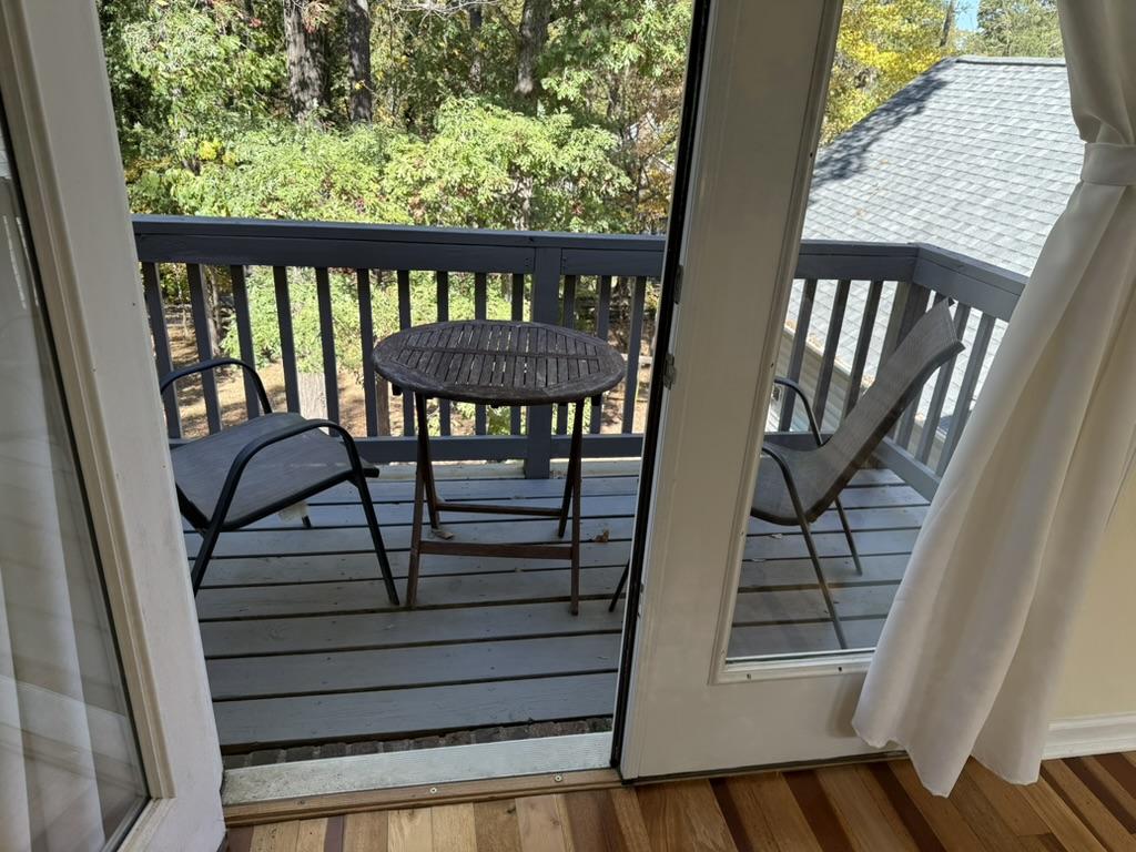 Room for Rent - Peaceful, tree-lined retreat in the heart of University City — just minutes from UNCC, light rail